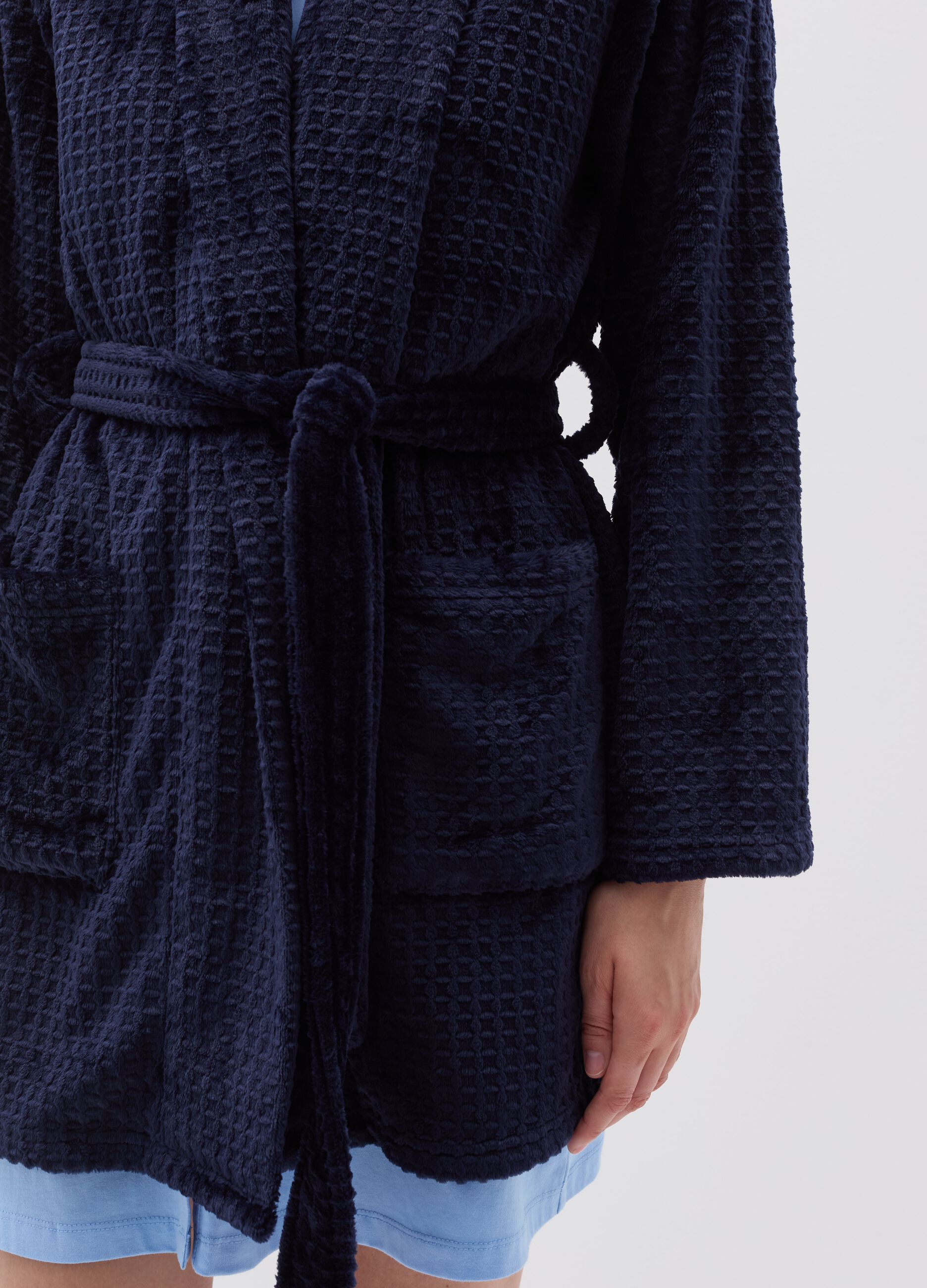 Short dressing gown in waffle weave