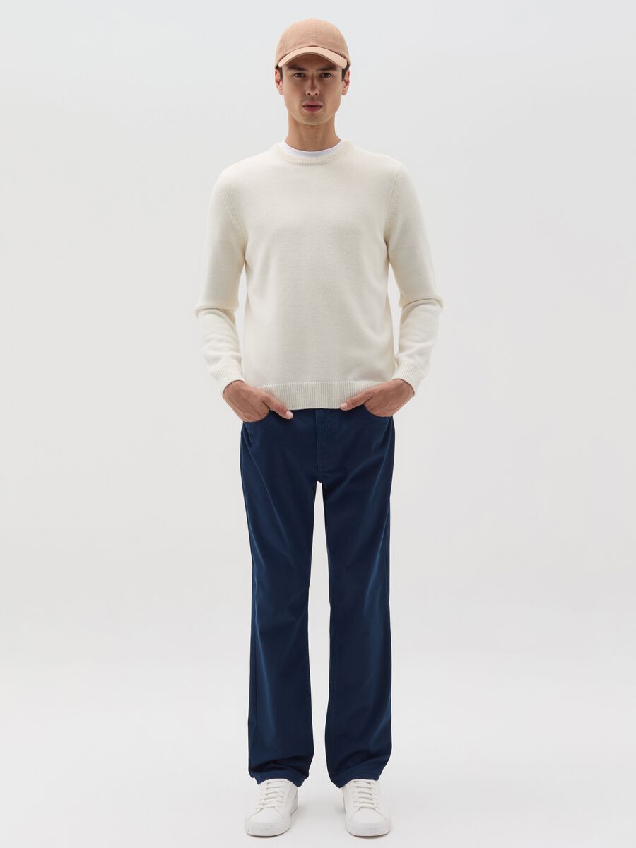 Regular-fit trousers with five pockets_0