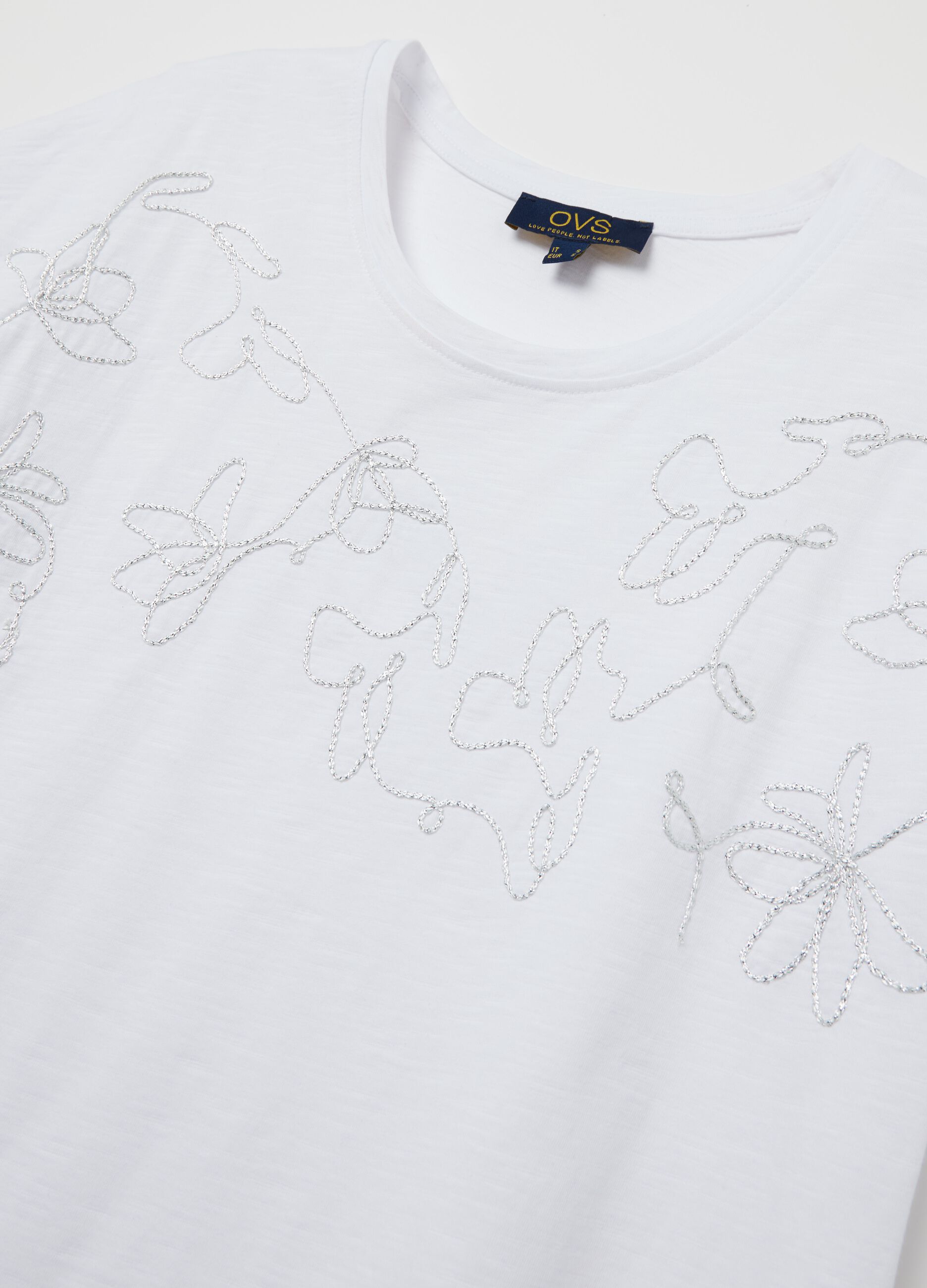 T-shirt with floral embroidery