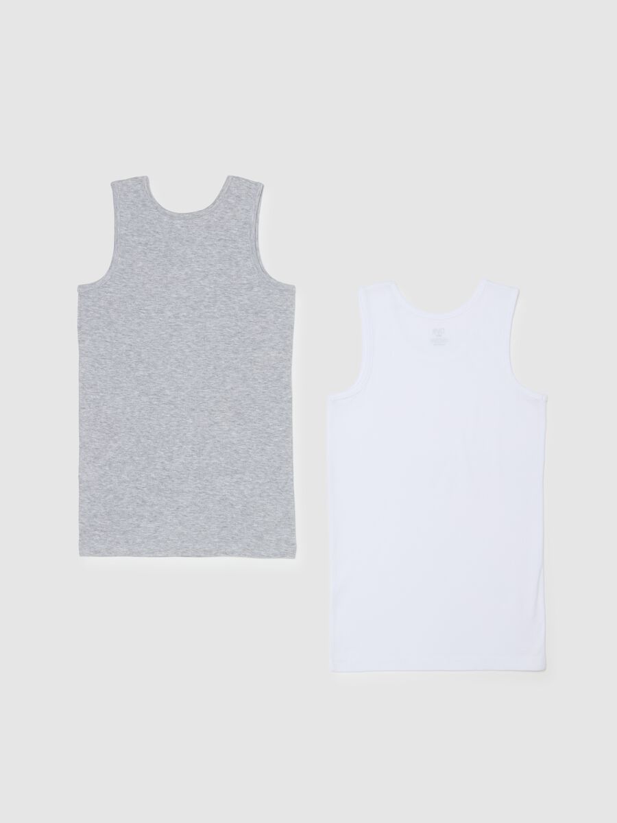 Two-pack racerback vests in organic cotton_1