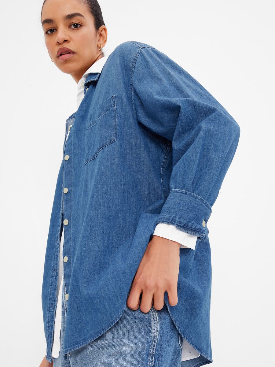 Oversized denim shirt with pocket_2