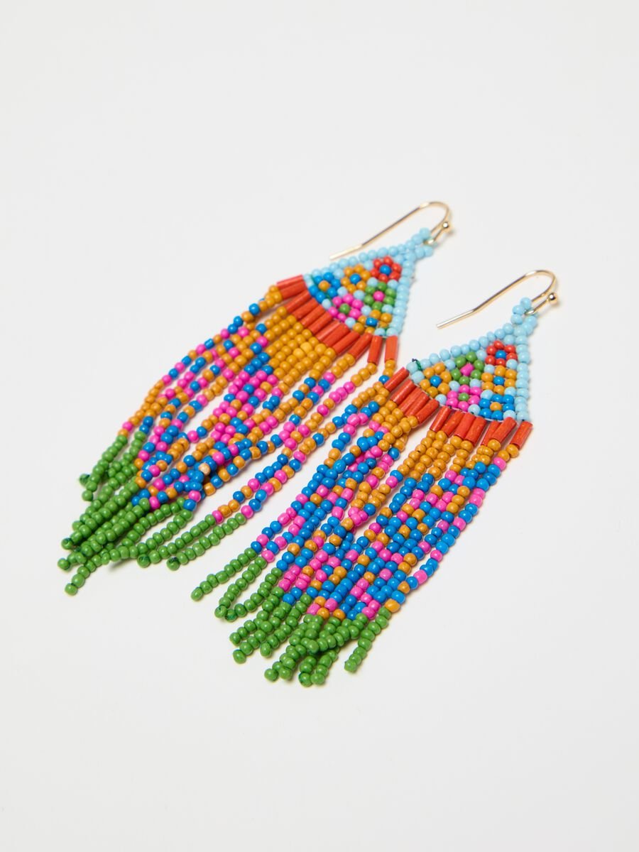 Pendant earrings with beaded fringes_1