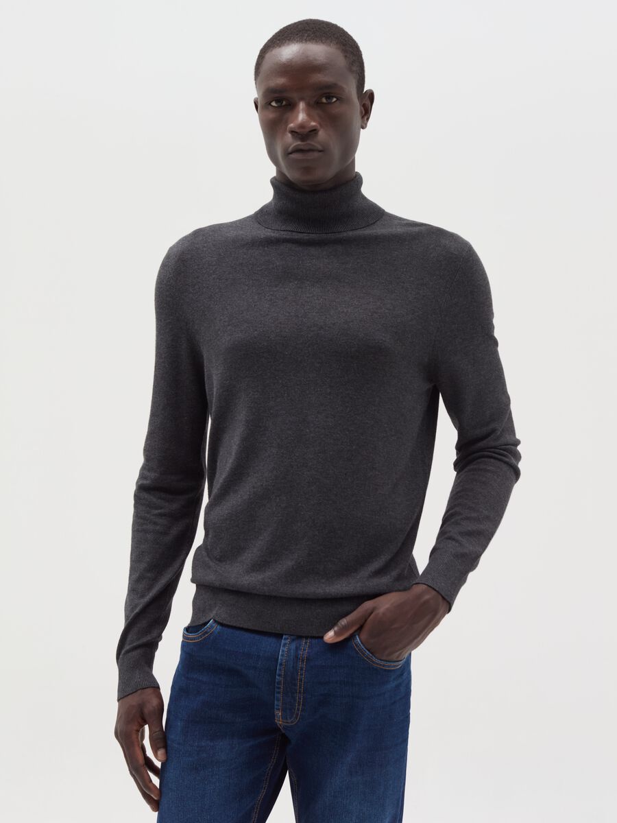 Pullover with high neck_1