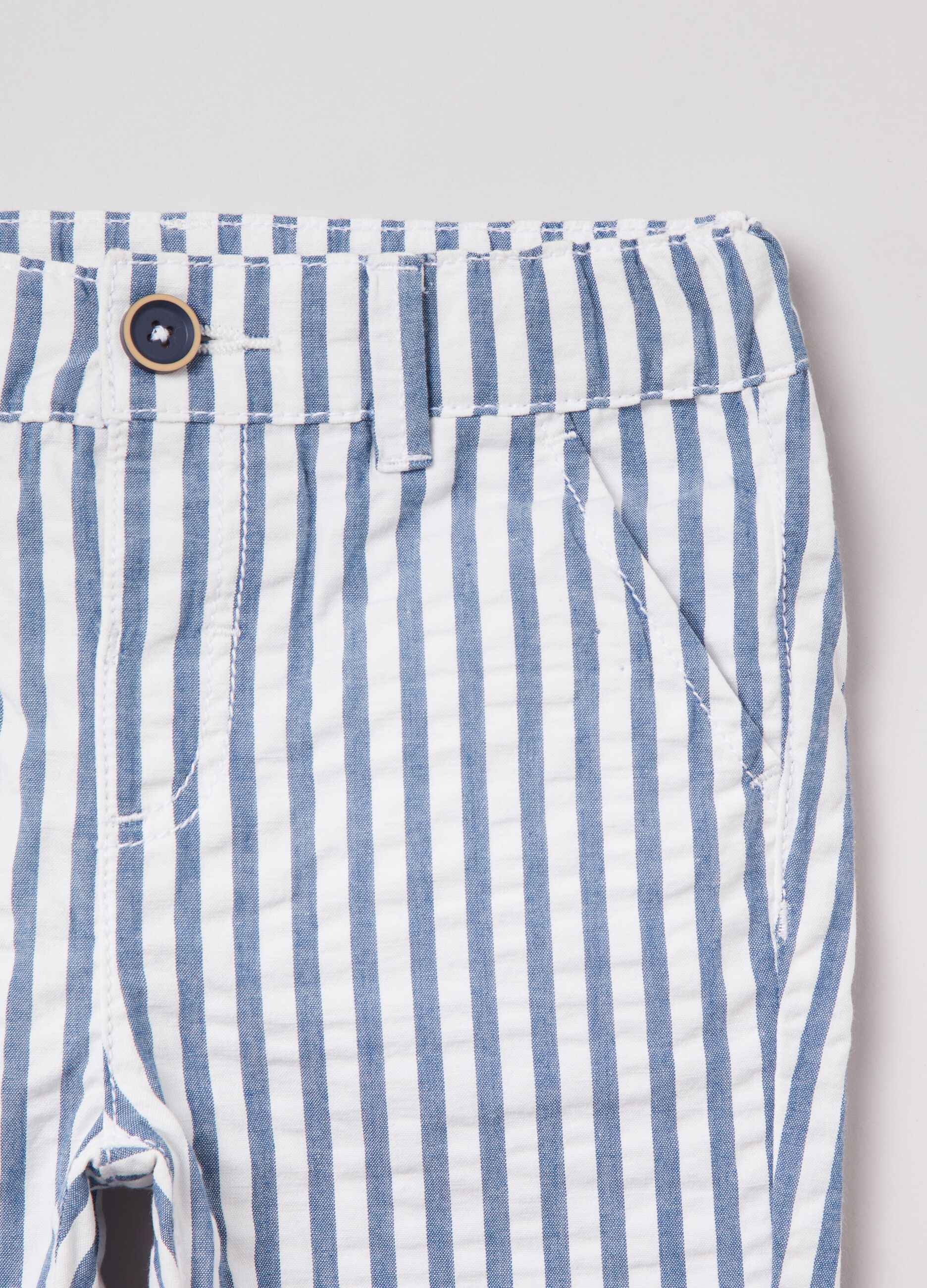 Trousers in yarn-dyed striped cotton