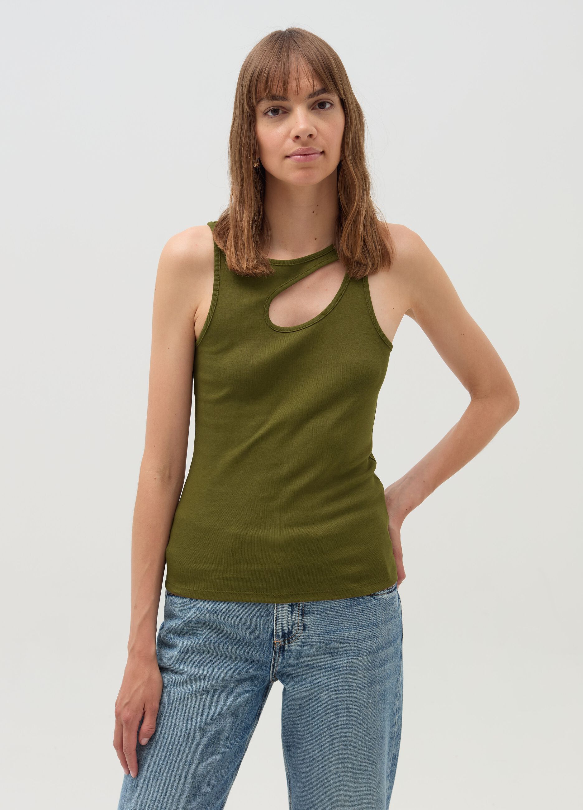 Tank top con dettaglio cut out