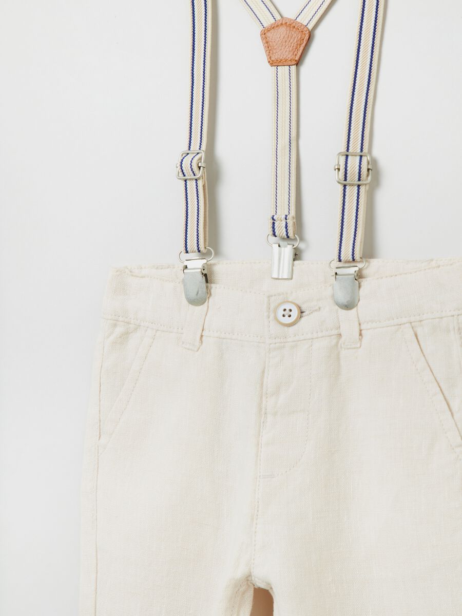 Pantaloni in lino con bretelle_2