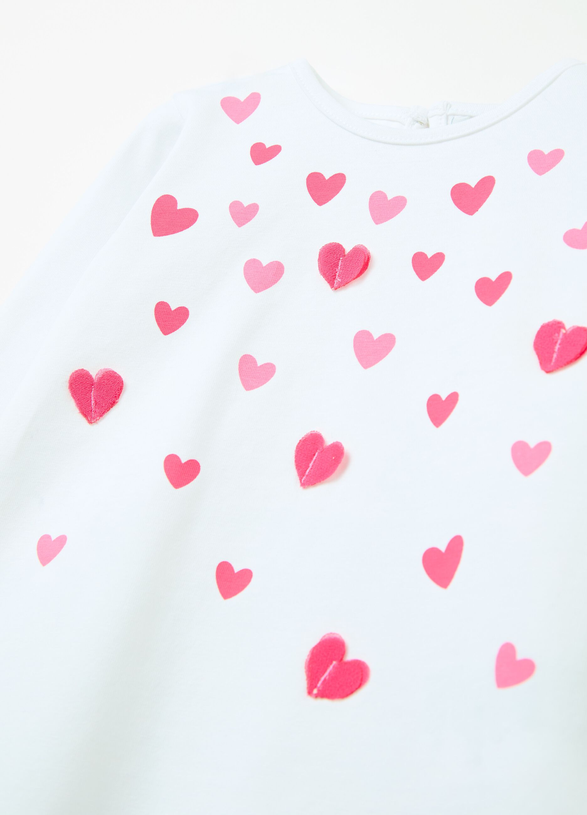 Long-sleeved T-shirt with hearts