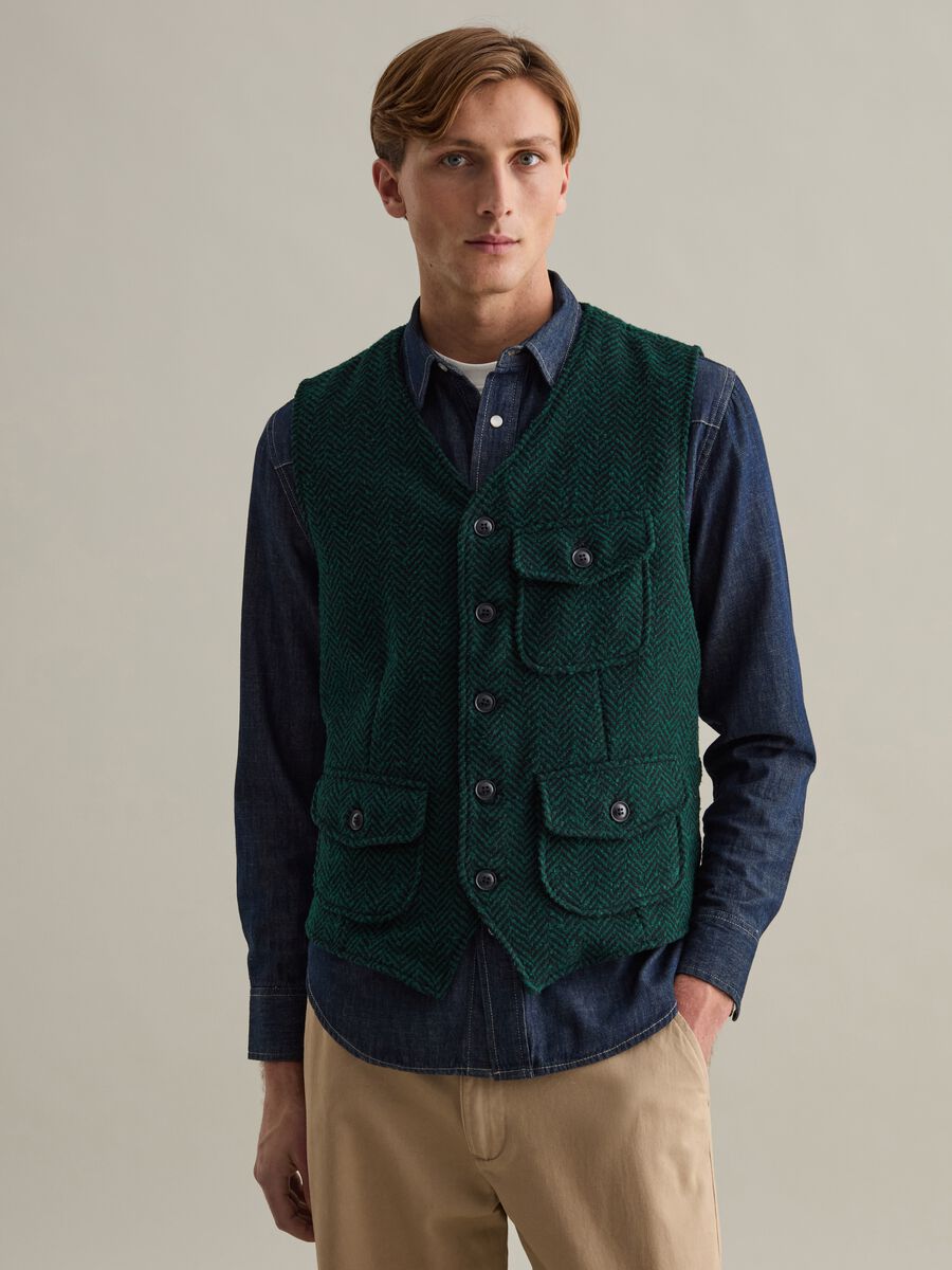 Gilet with herringbone design_1