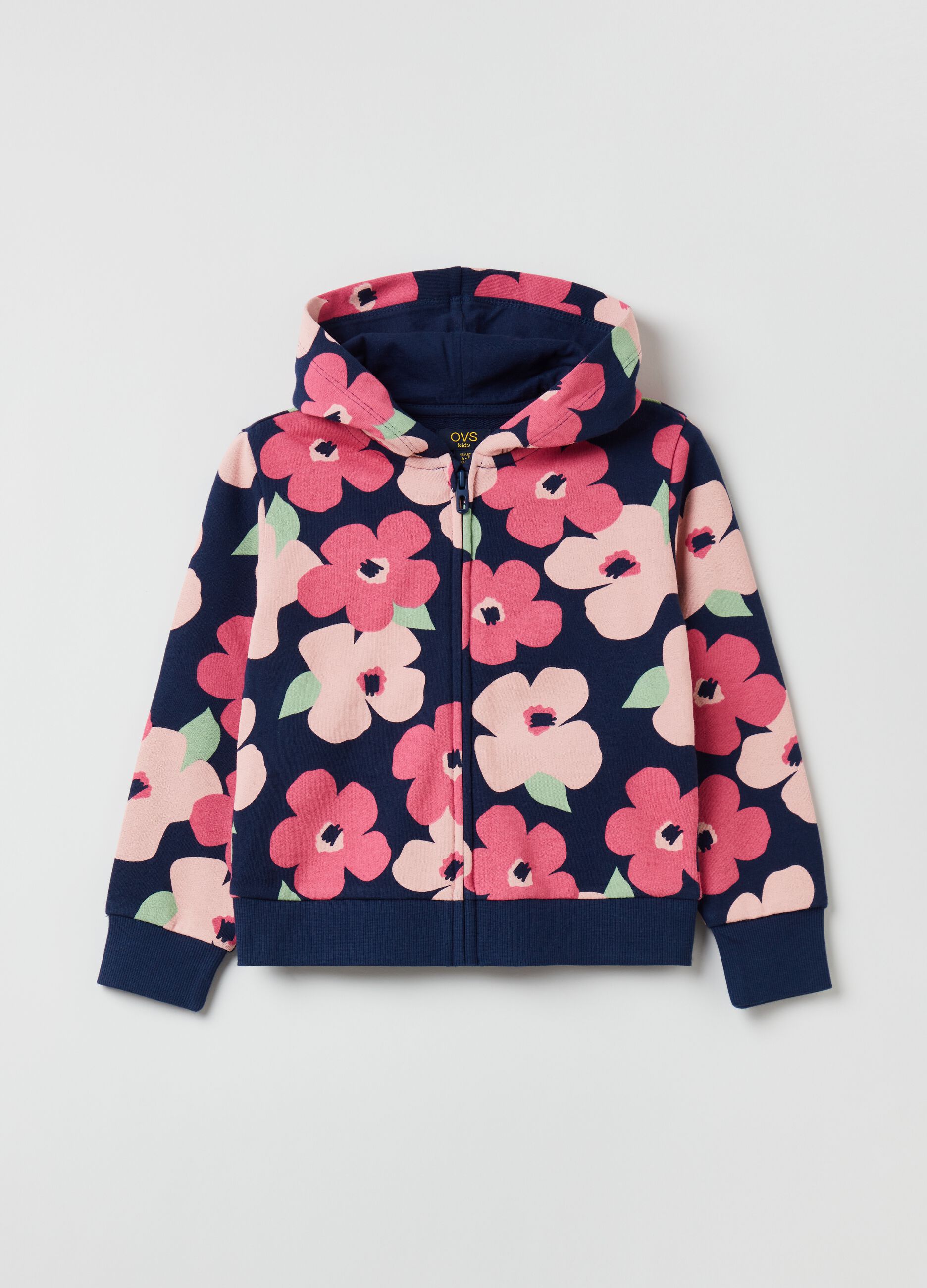 Sweatshirt with hood and flowers print