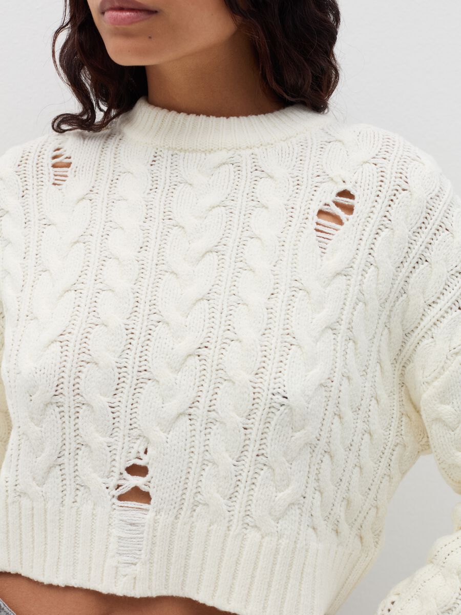 Crop cable-knit pullover with abrasions_2