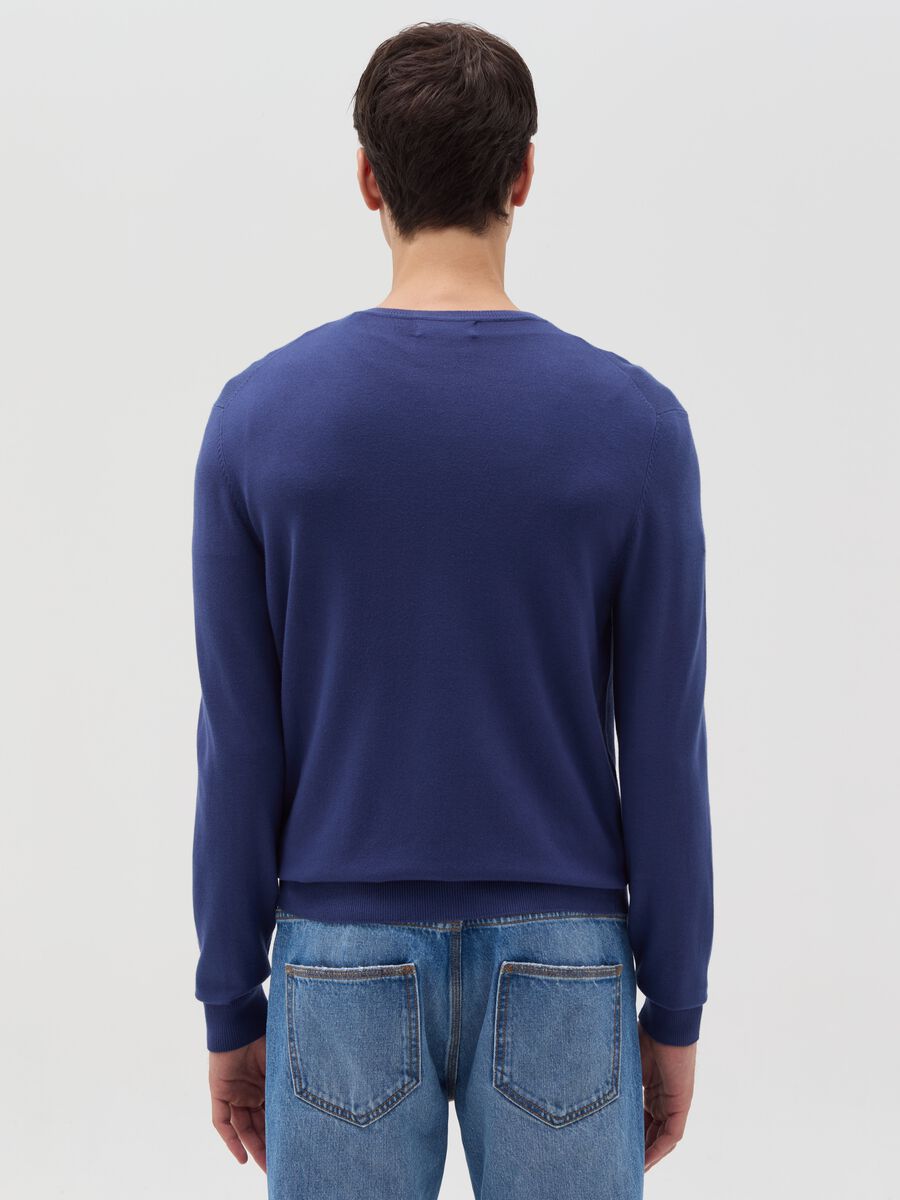 Round neck pullover_2