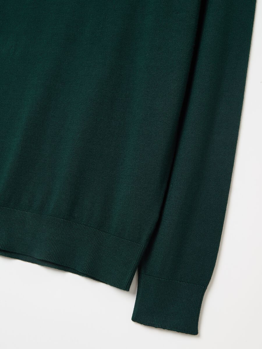 Round neck pullover_5