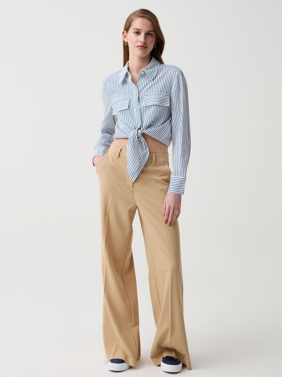 Cropped shirt with knot_1