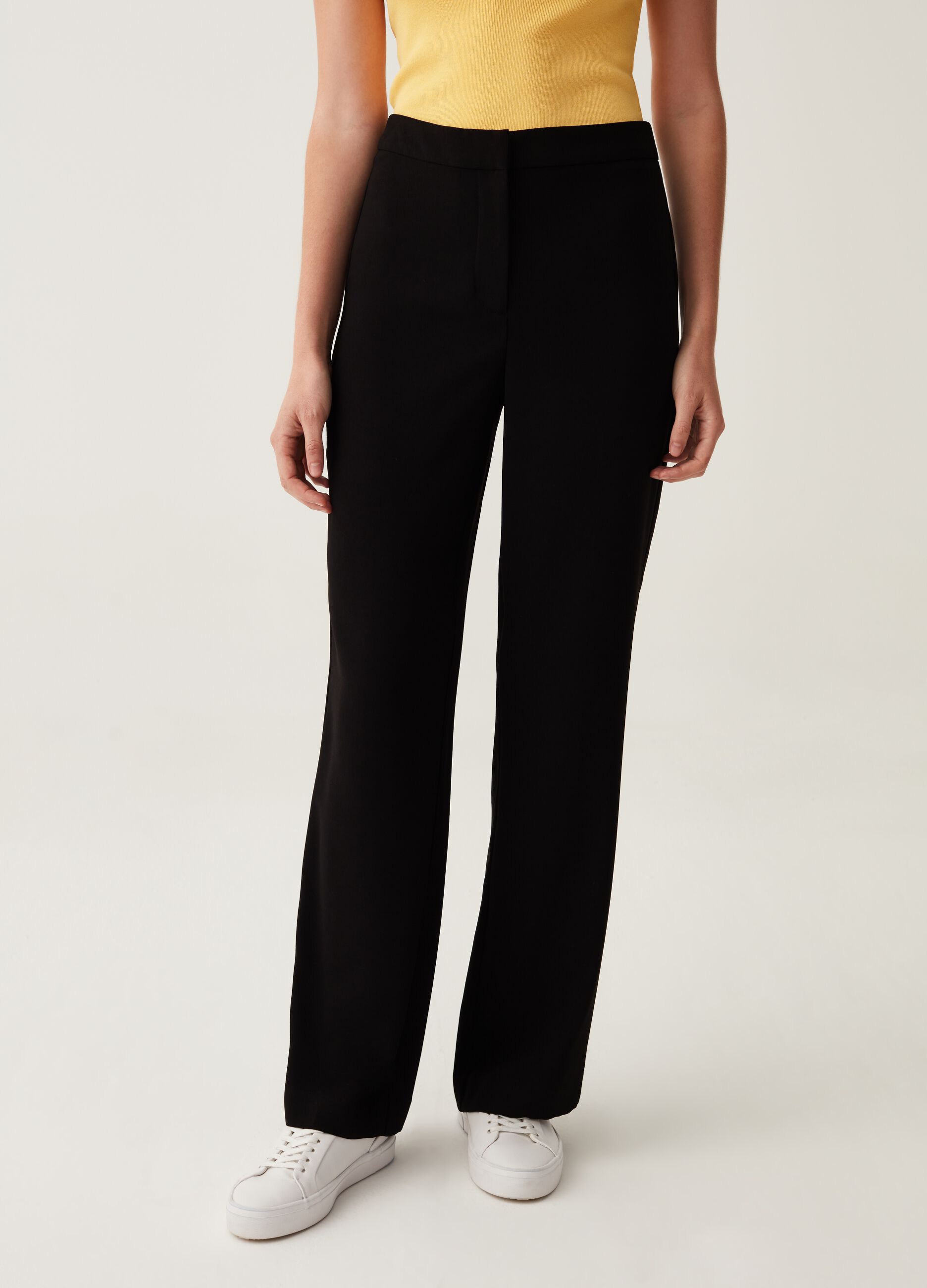 Flare-fit cropped trousers