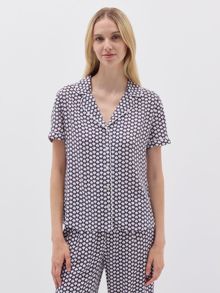 Pyjama top in viscose with print_1