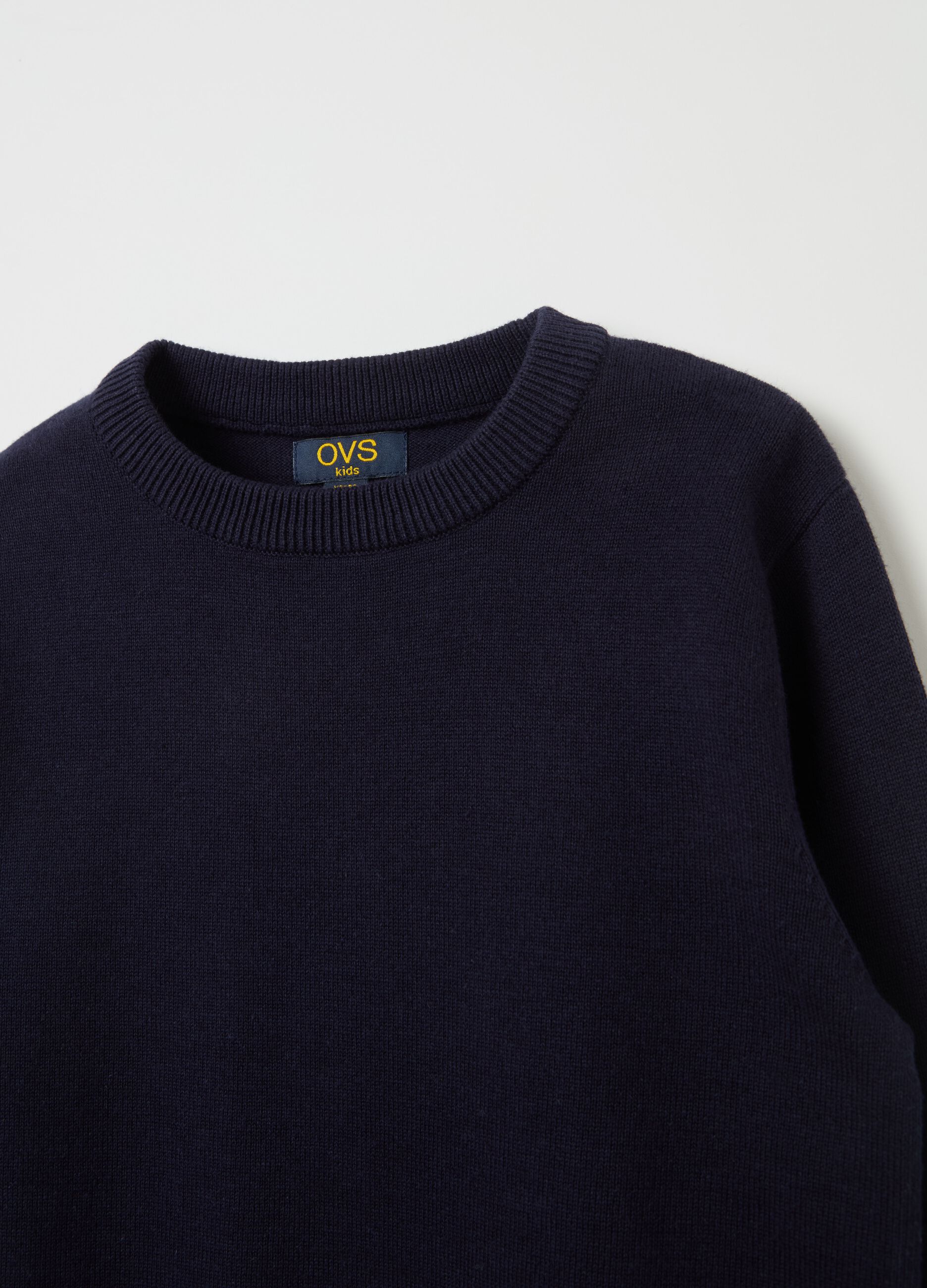 Cotton pullover with round neck