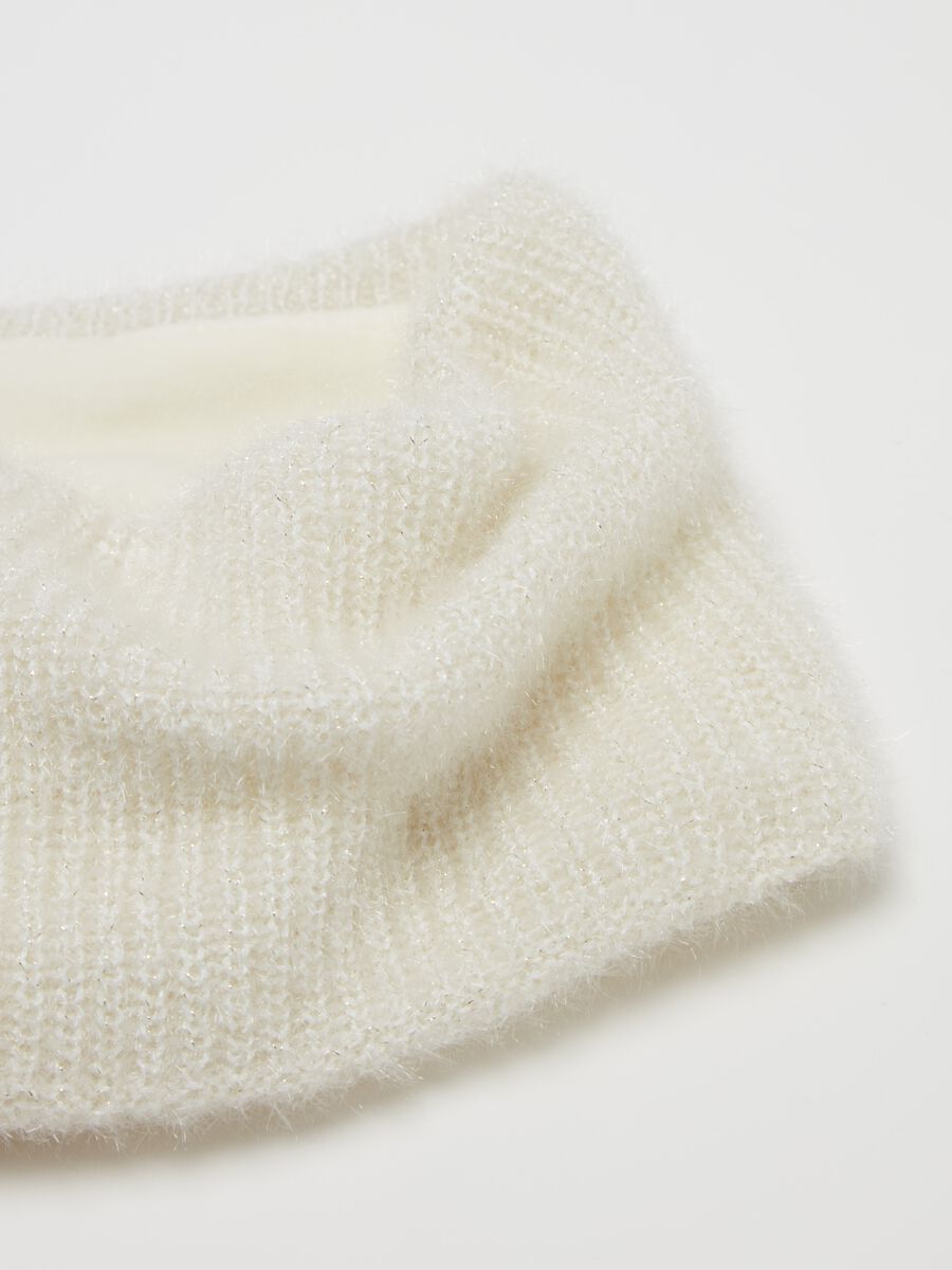 Knitted neck warmer with lurex_1