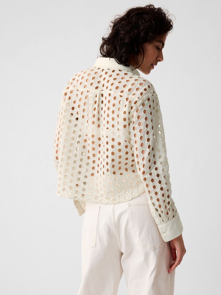 Cropped shirt with openwork details_3