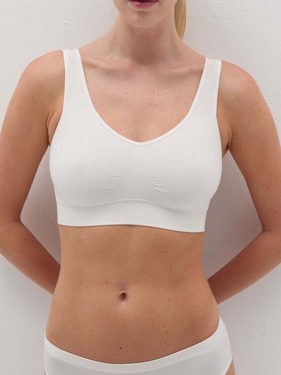 The One seamless bralette with wide shoulder straps_1