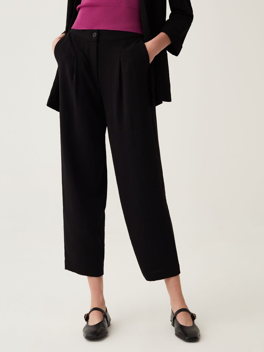 Cigarette trousers in fluid fabric_1