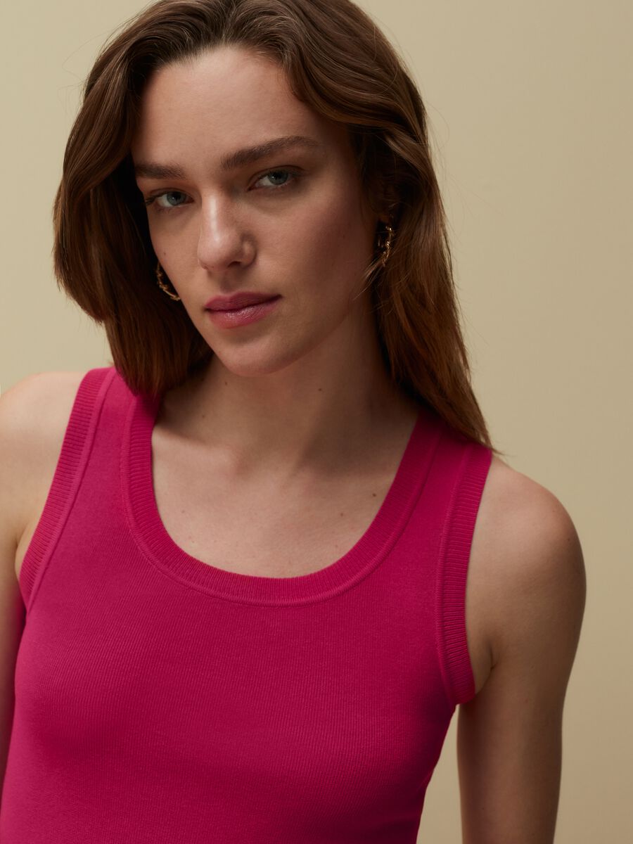 Tank top with round neckline_1