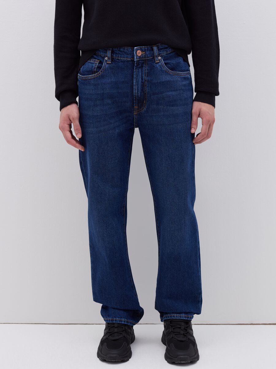 Five-pocket,straight-fit jeans_1