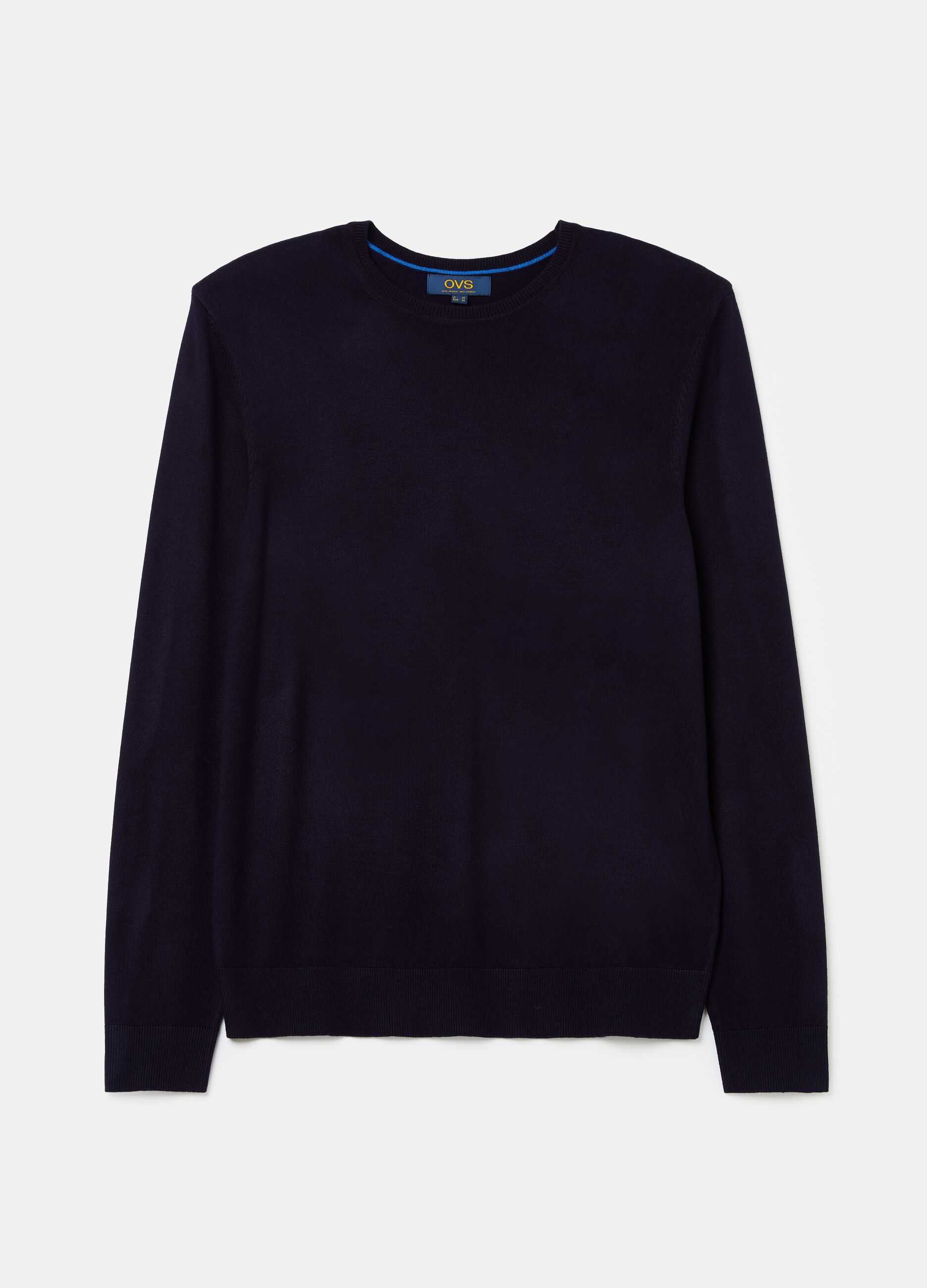 Round neck pullover