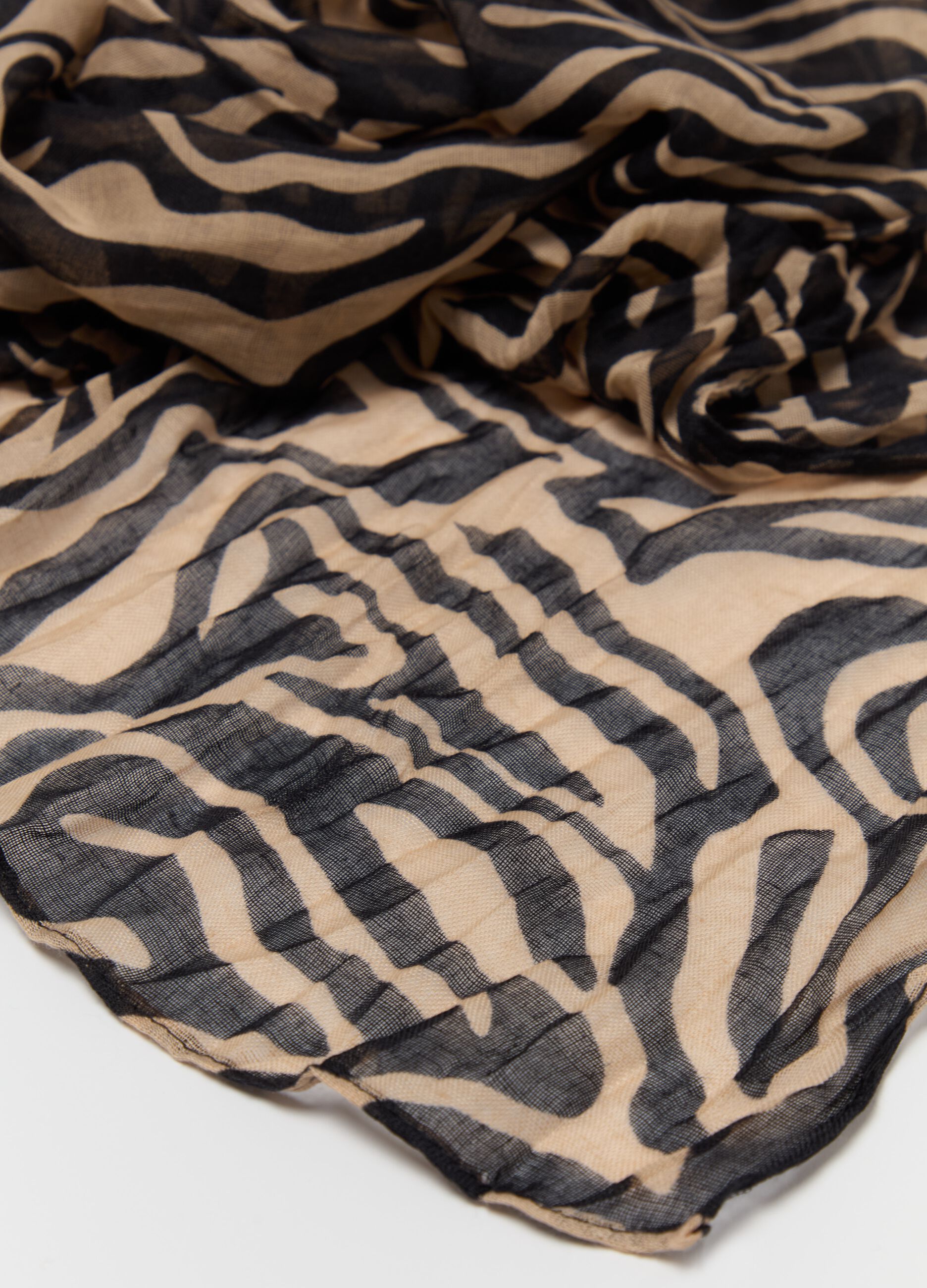 Pashmina effetto crinkle stampa all-over