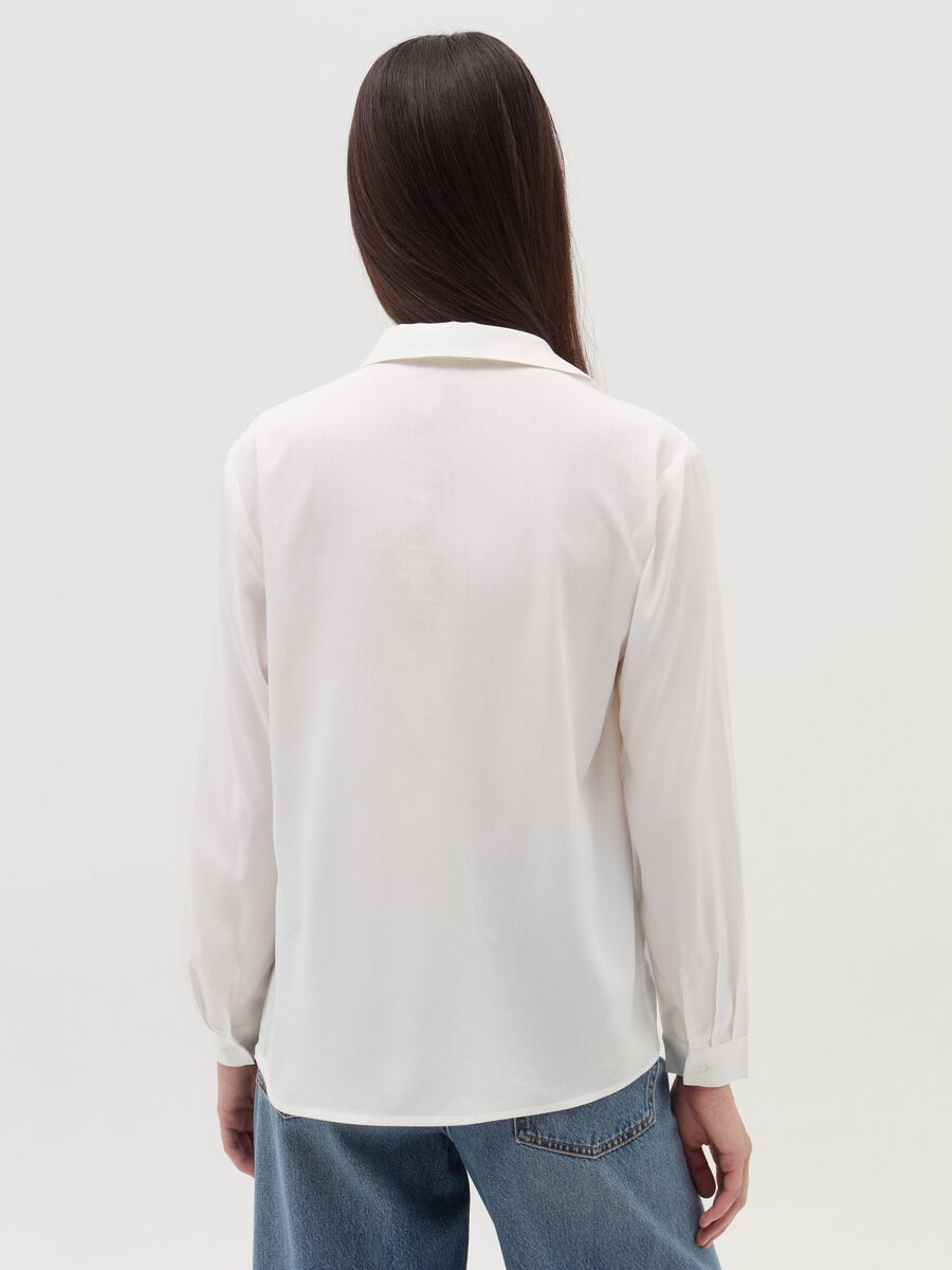 Blouse with polo neckline and long sleeves_2