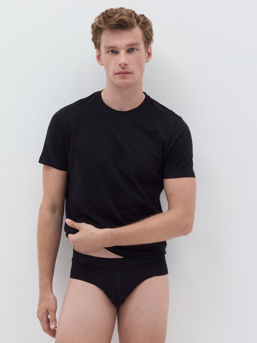 Three-pack briefs with external elastic_0