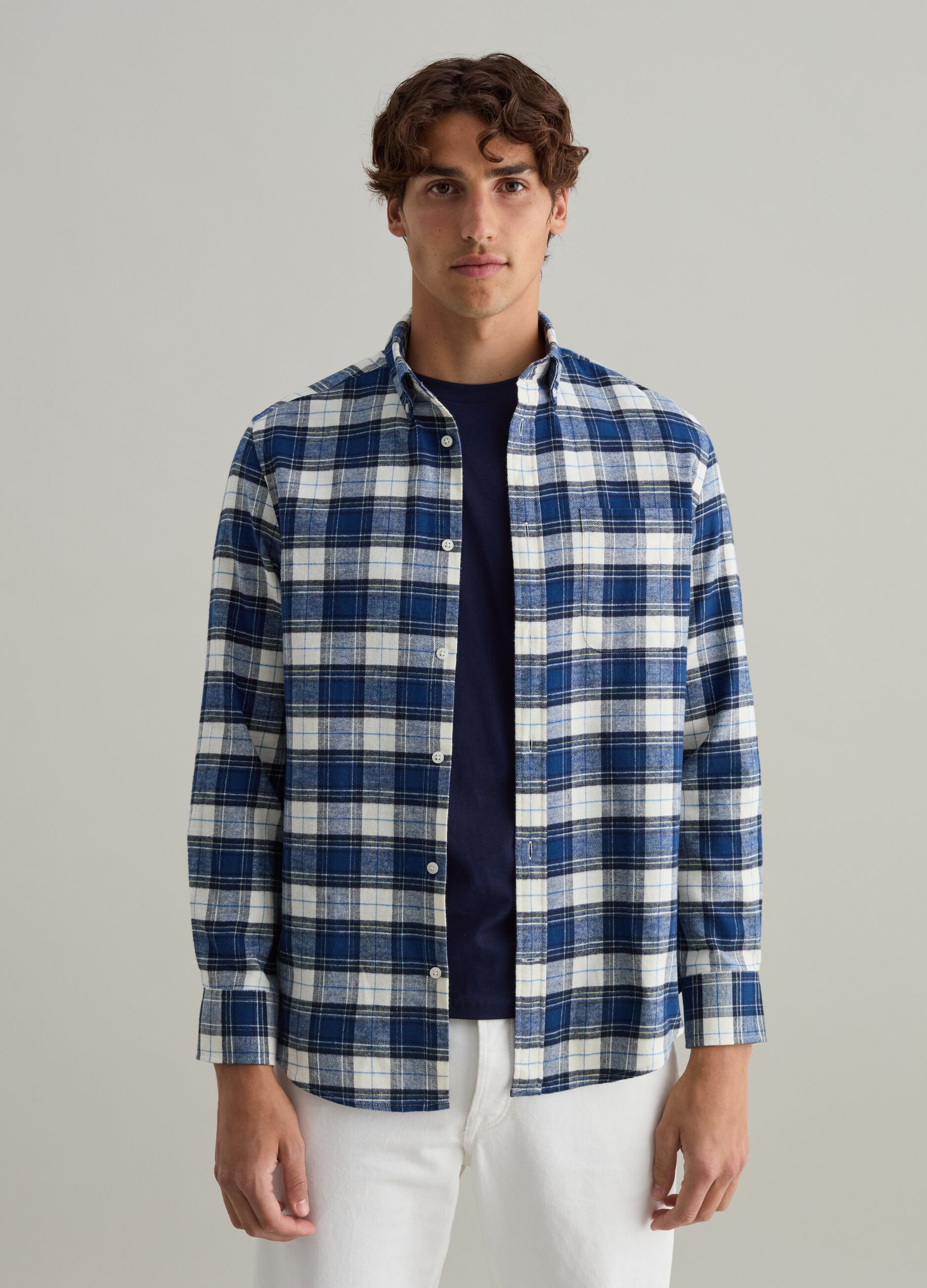 Flannel shirt with check pattern