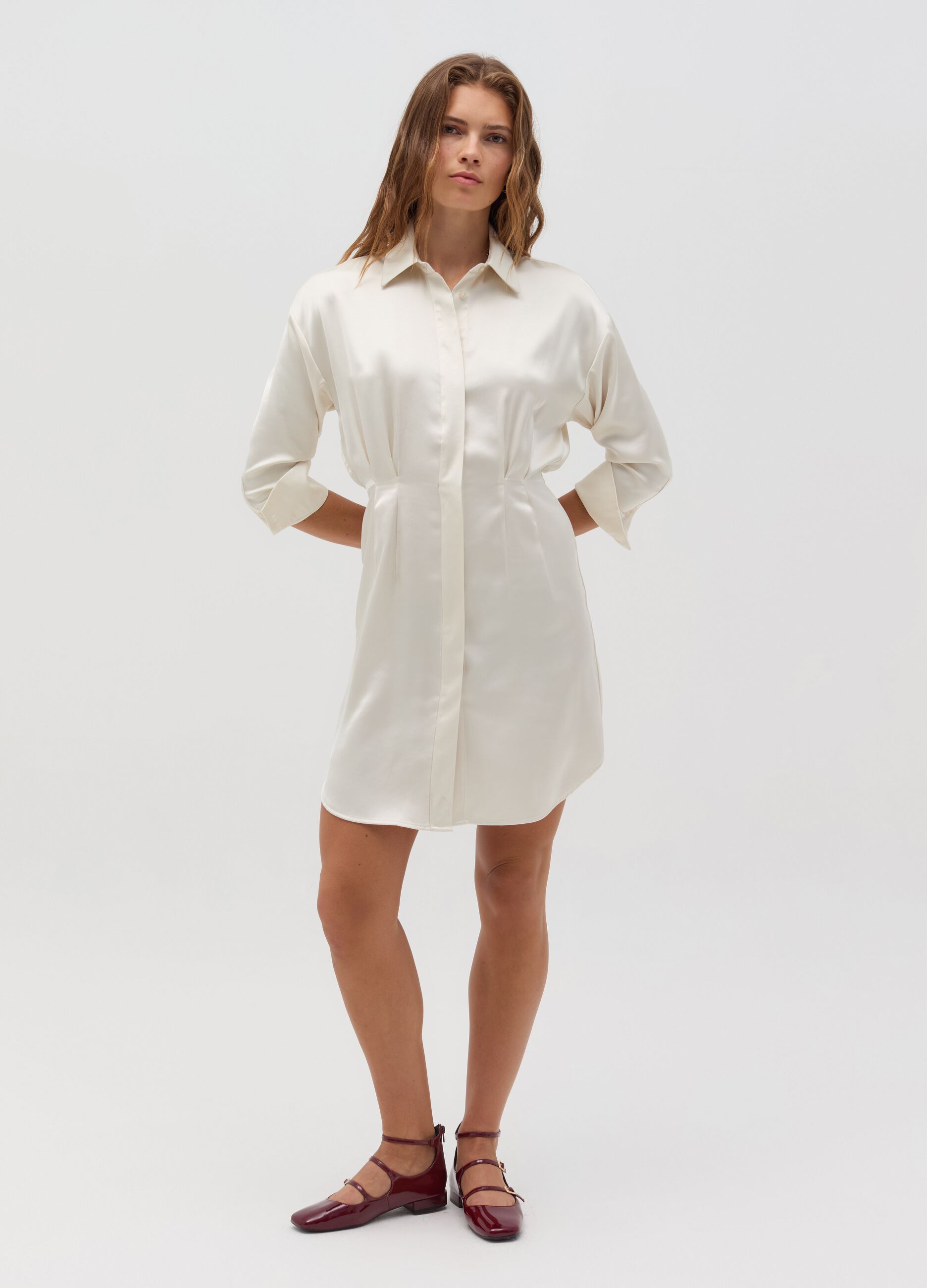 Short shirt dress with darts