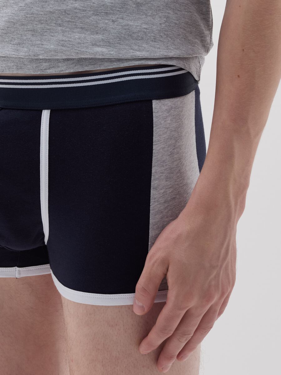 Boxer shorts with contrasting details_3