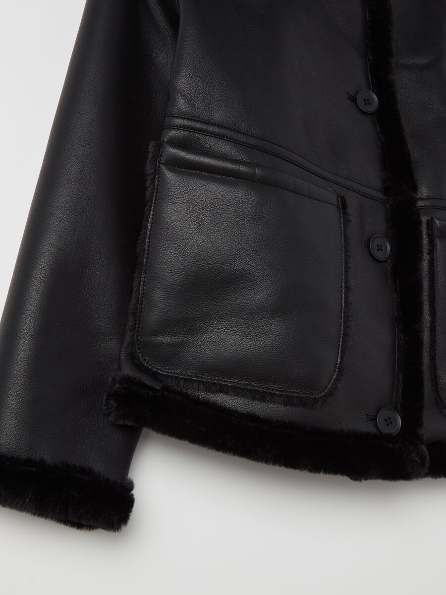 Glossy-effect sheepskin with teddy lining_5