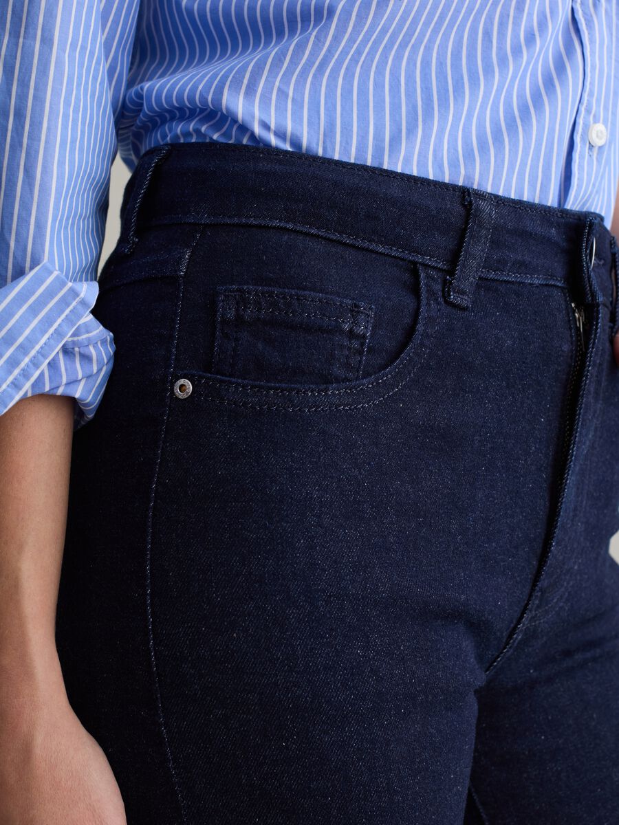 Bootcut-fit jeans with high waist_3