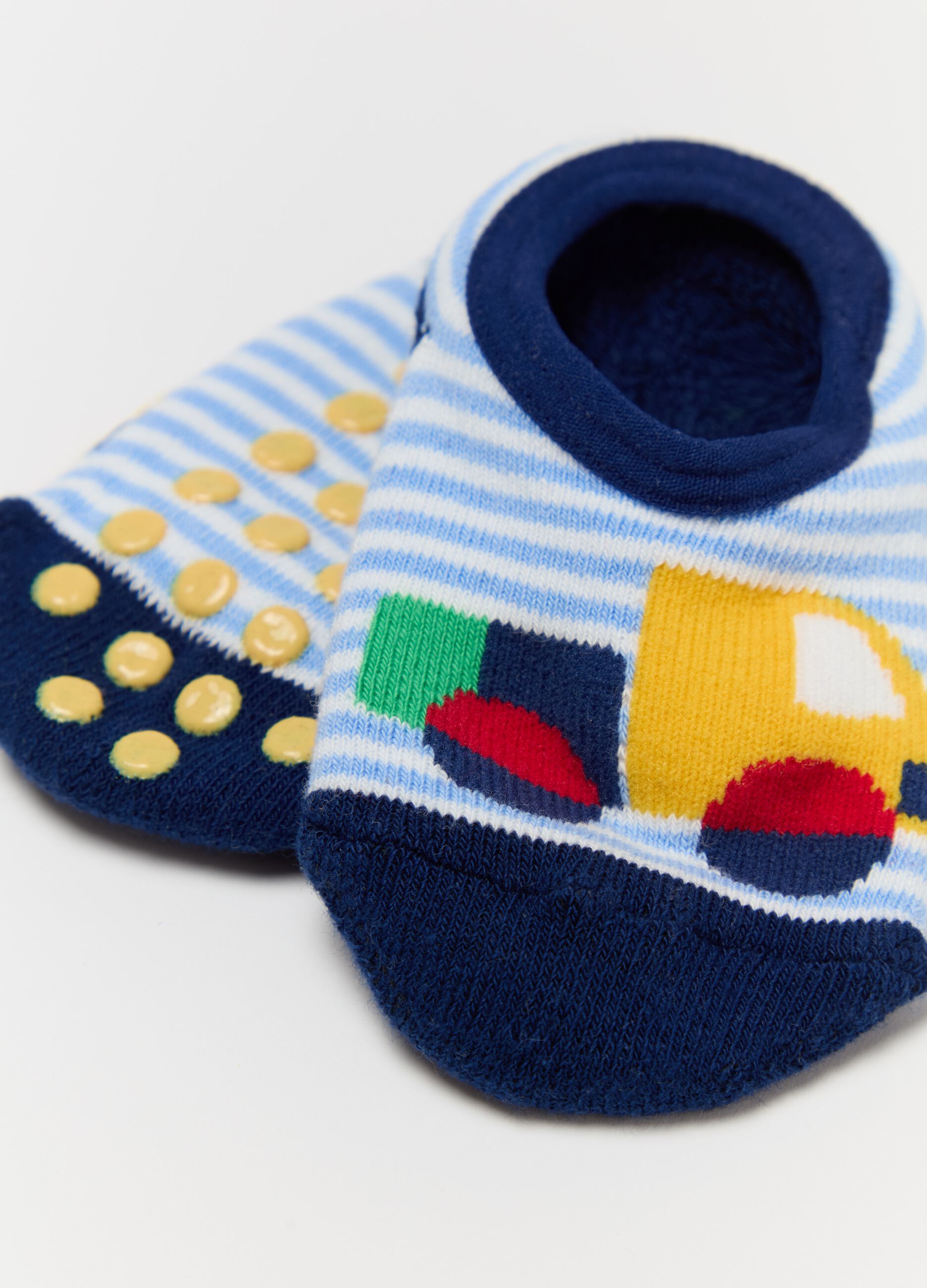 Slipper socks with lorry design