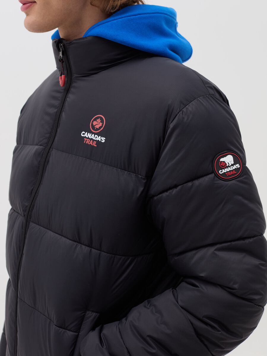 Canada Trail quilted down jacket with high neck_3