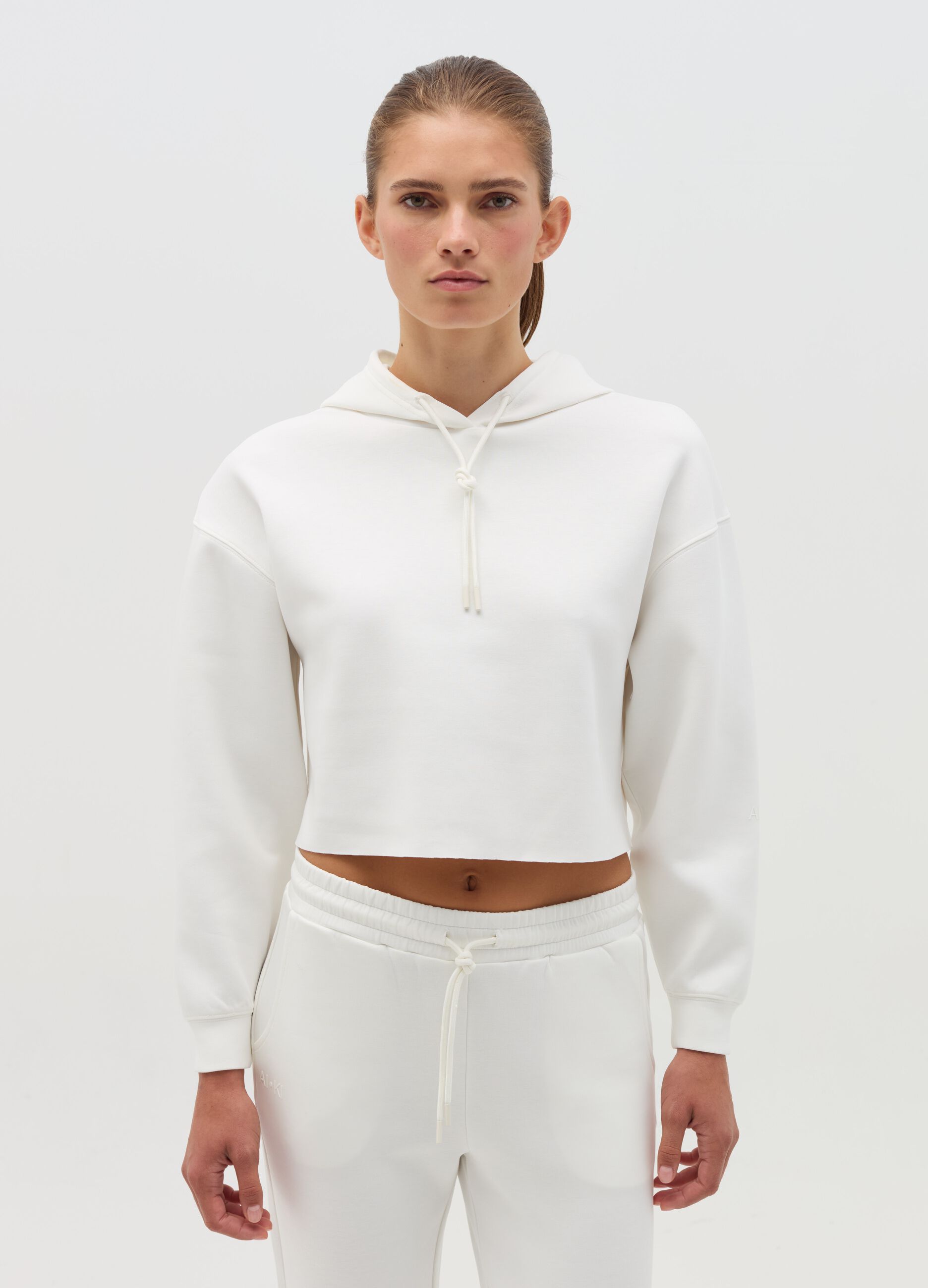 AI•KI crop sweatshirt with hood