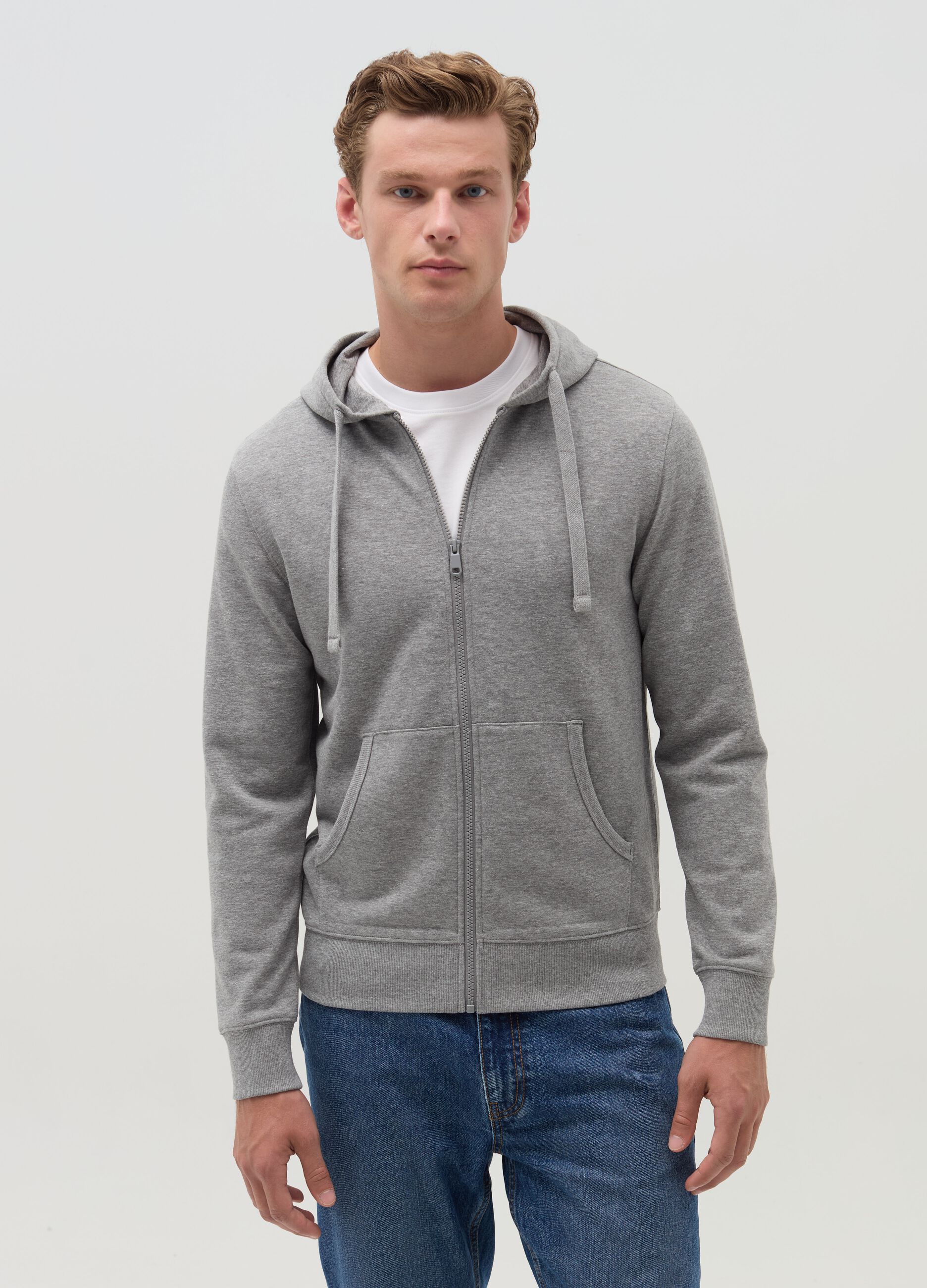 Full-zip sweatshirt with hood