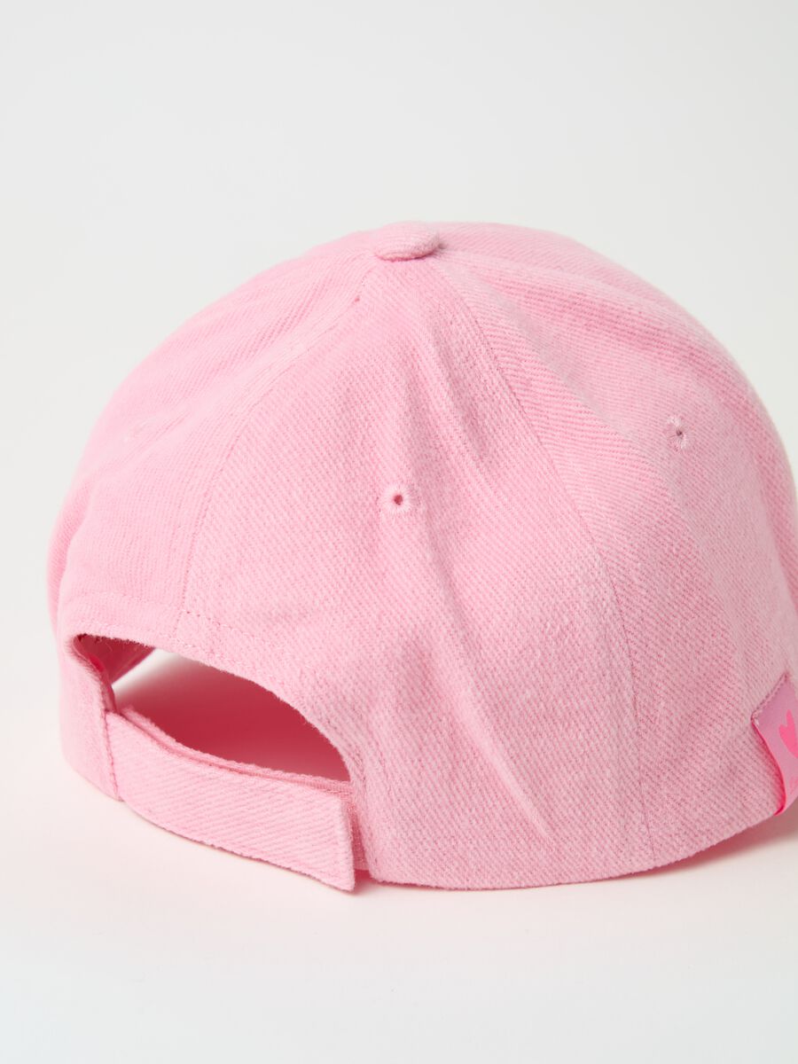 Baseball cap with multicoloured heart_2