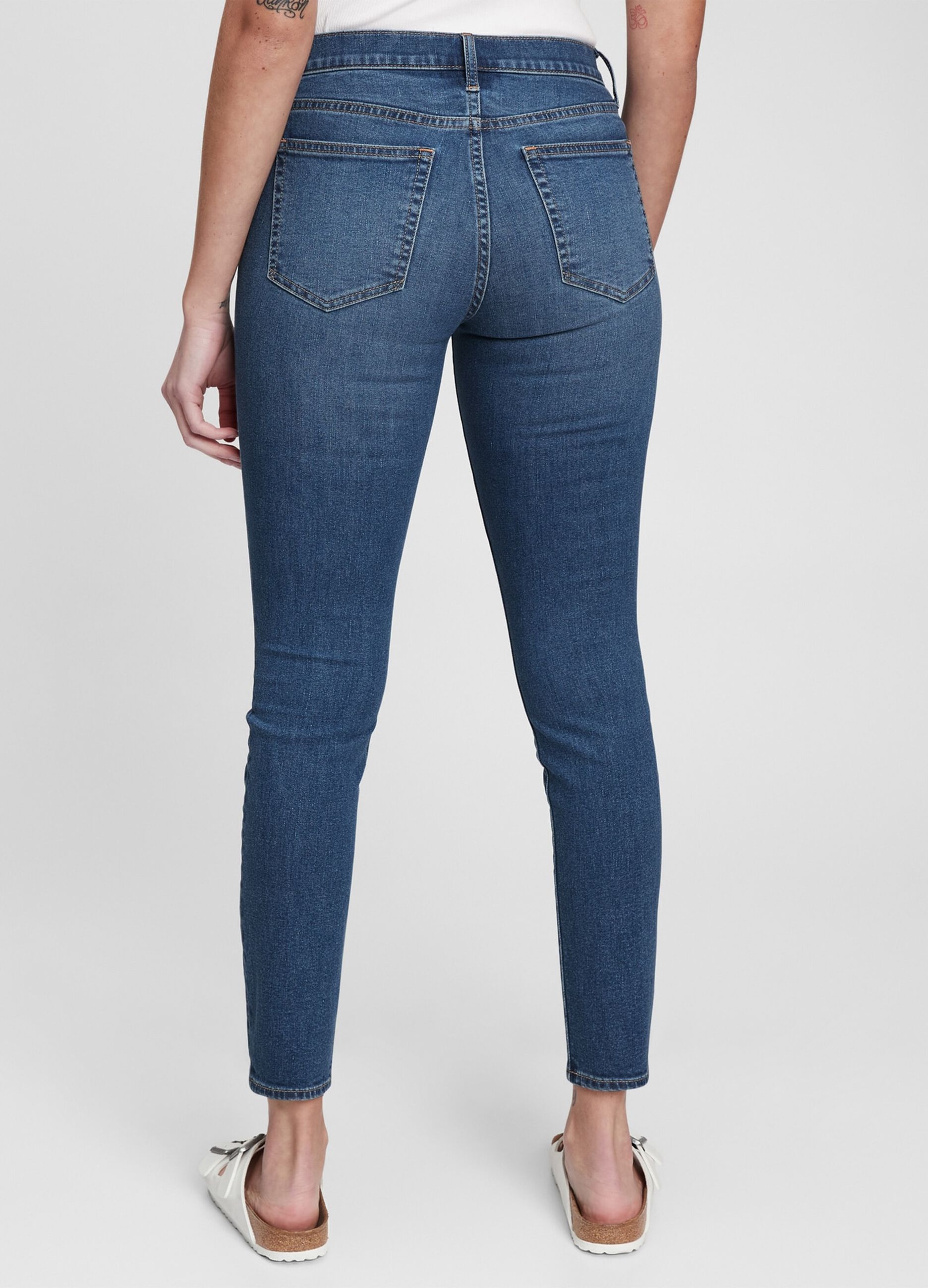 Skinny-fit jeans with five pockets