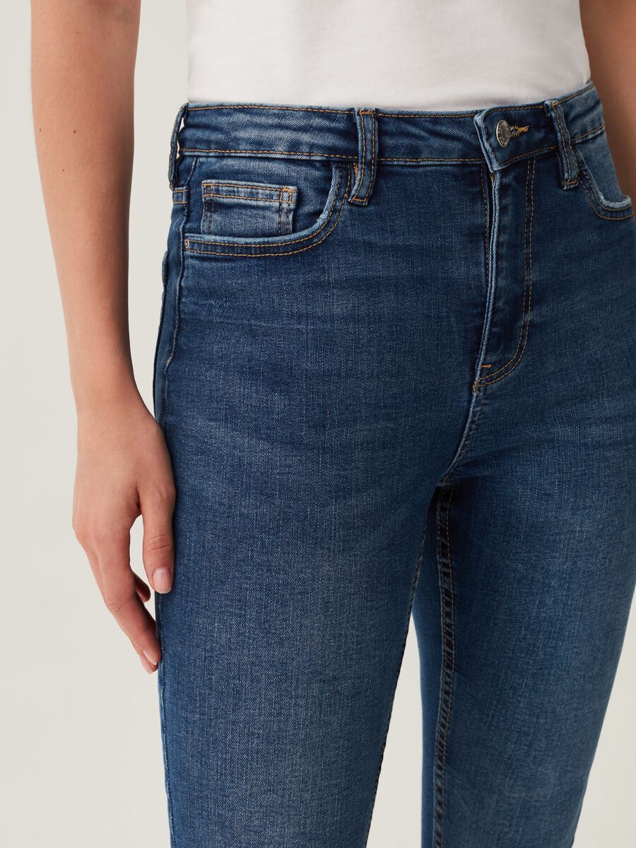 Skinny-fit jeans with five pockets_3