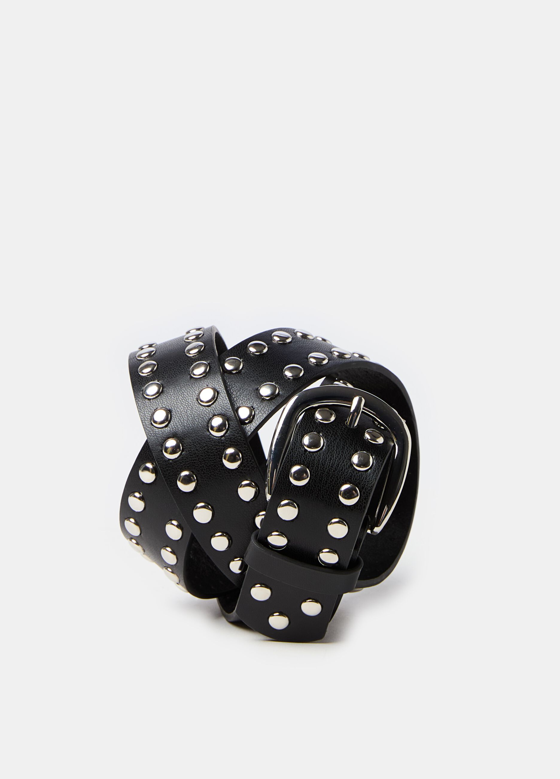 Glossy-effect belt with studs