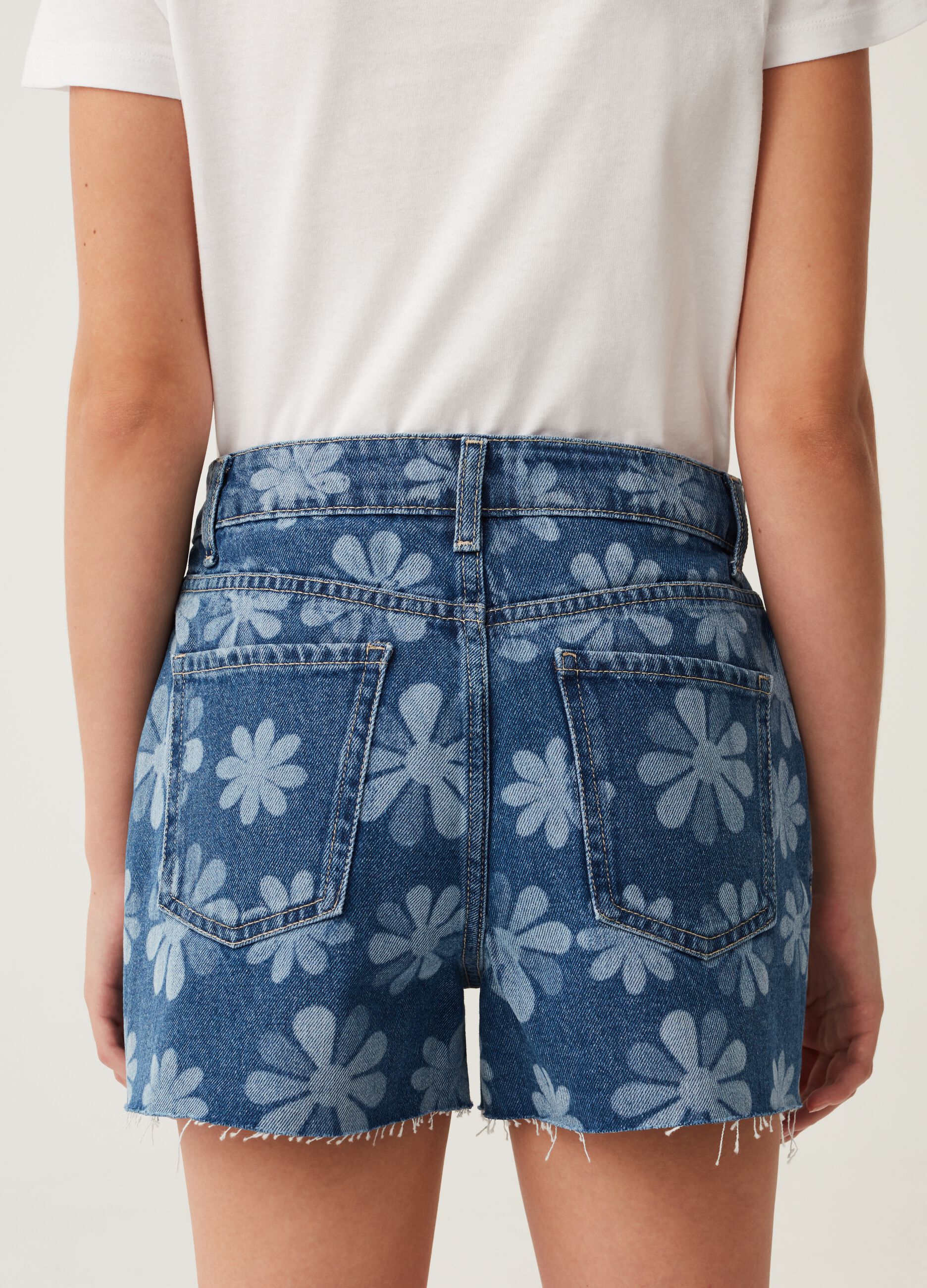 Denim shorts with laser print
