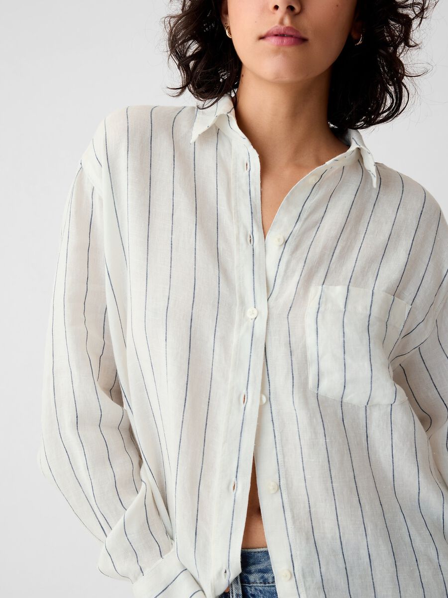 Oversized shirt in linen with pocket_1