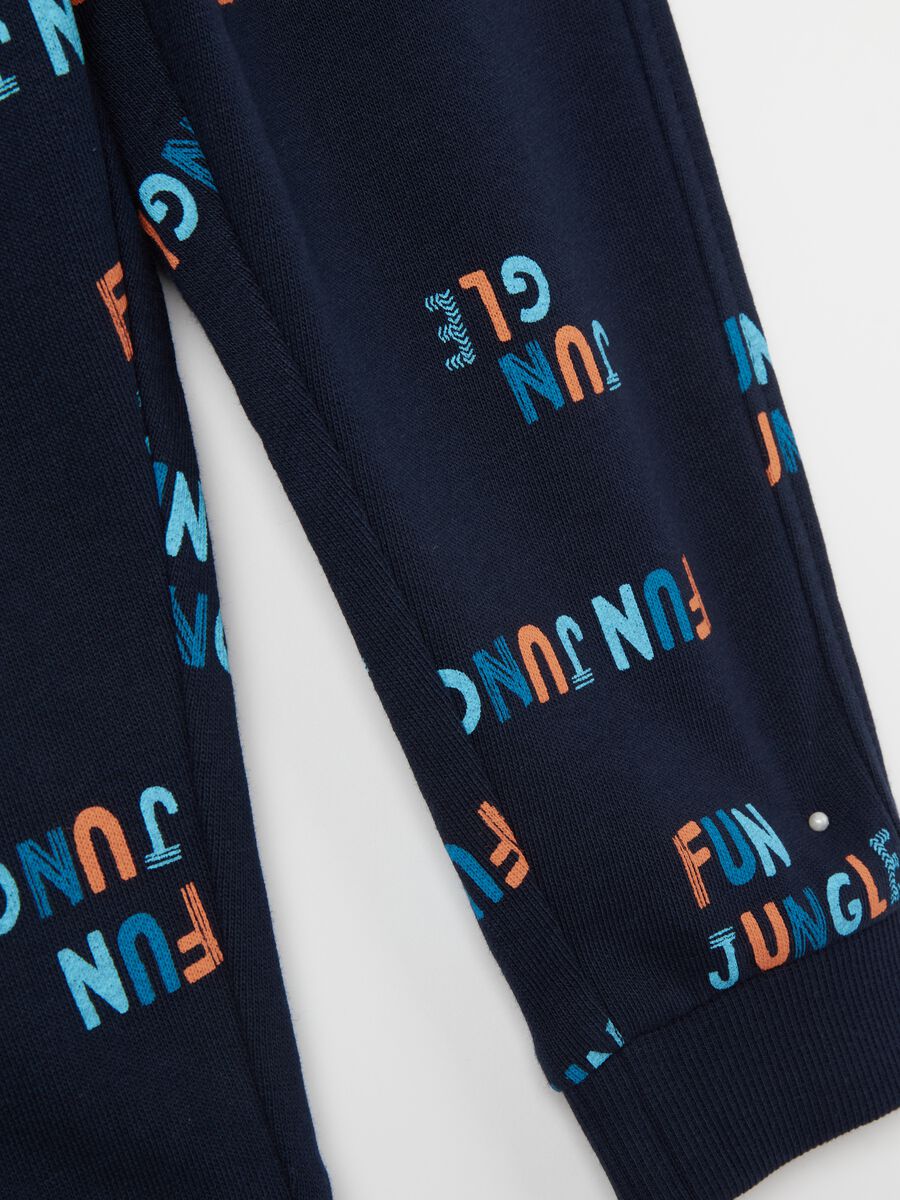 Fleece joggers with drawstring and "Fun Jungle” print_3