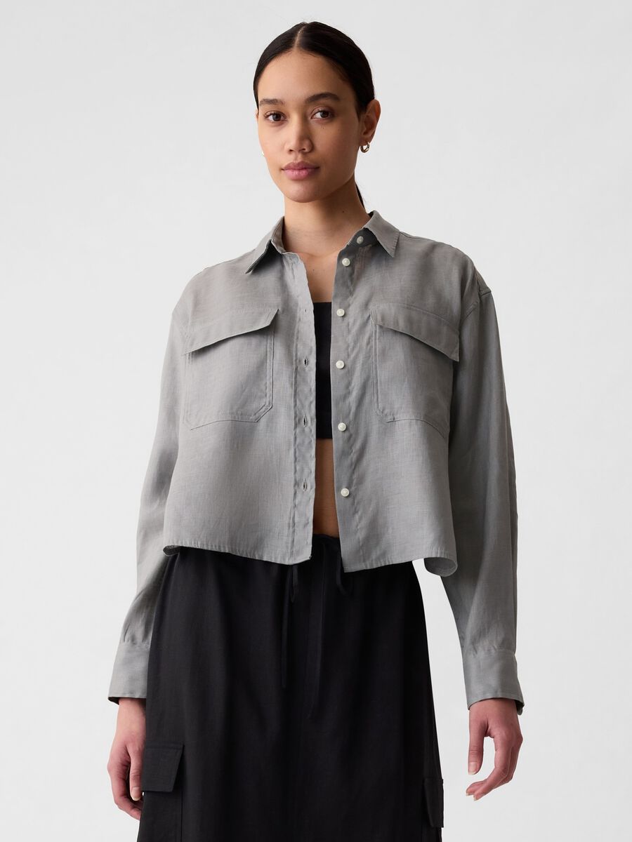 Crop shirt in linen with pockets_1