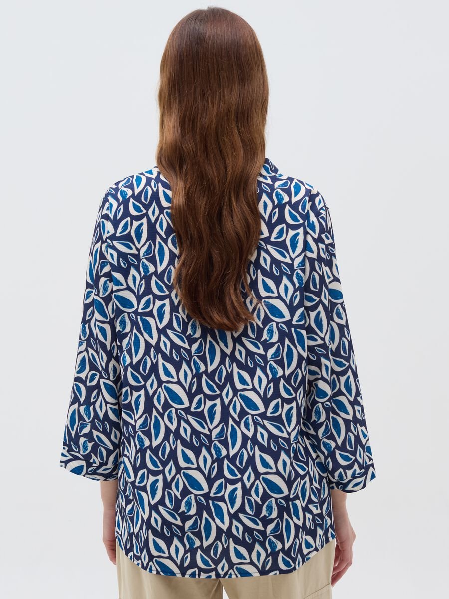 Printed blouse with V-neck_2