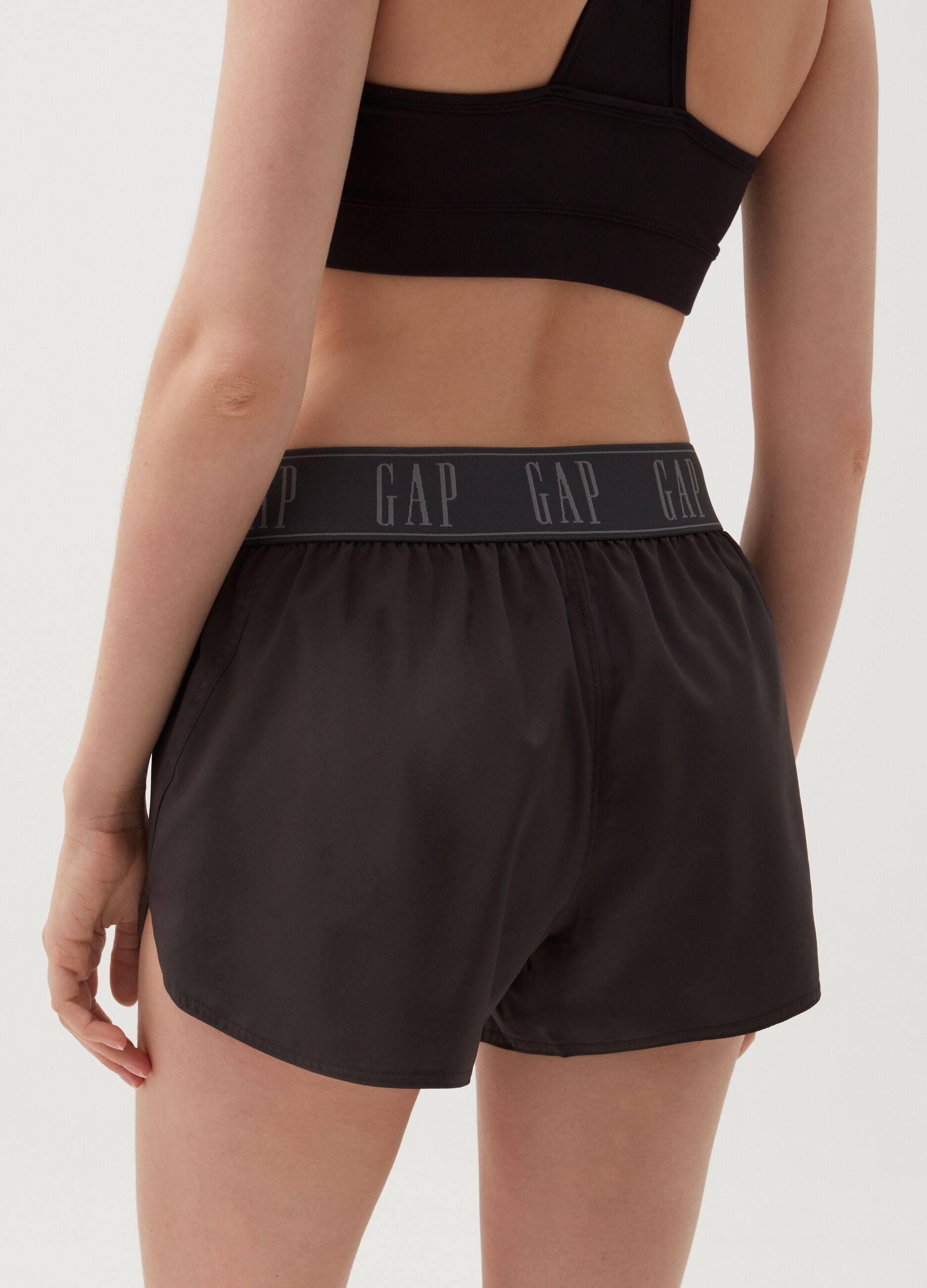 Shorts with logo on waist