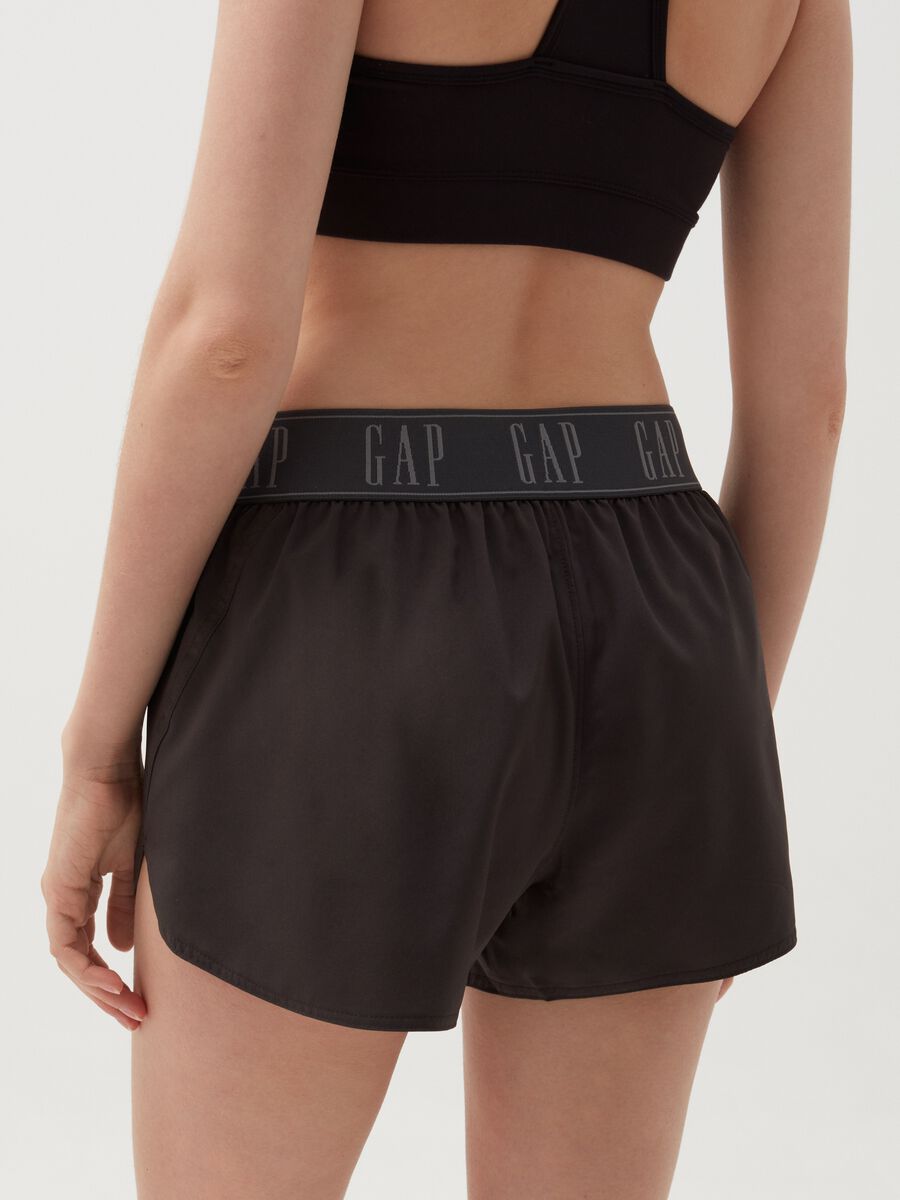 Shorts with logo on waist_2